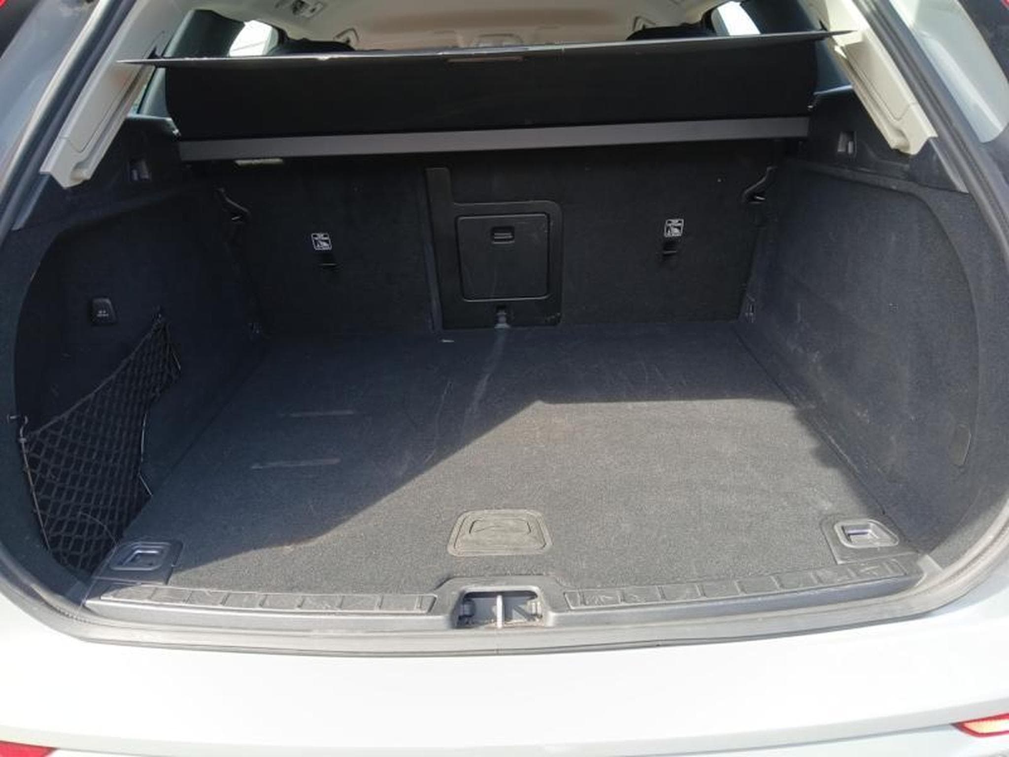 Volvo XC60 B5 Core / Essence (2025) - Photo 19