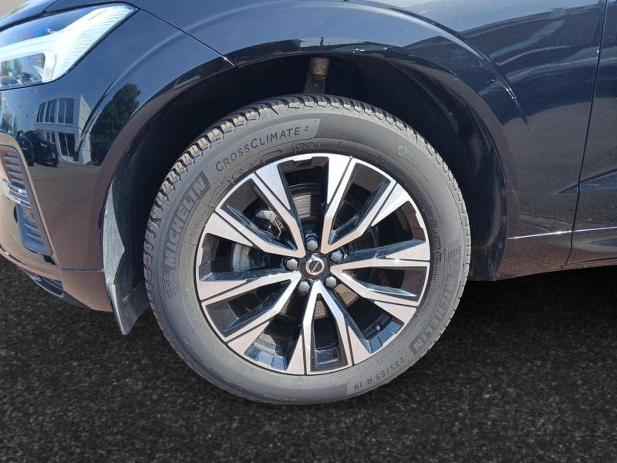 Volvo XC60 B5 Core / Essence (2025) - Photo 14