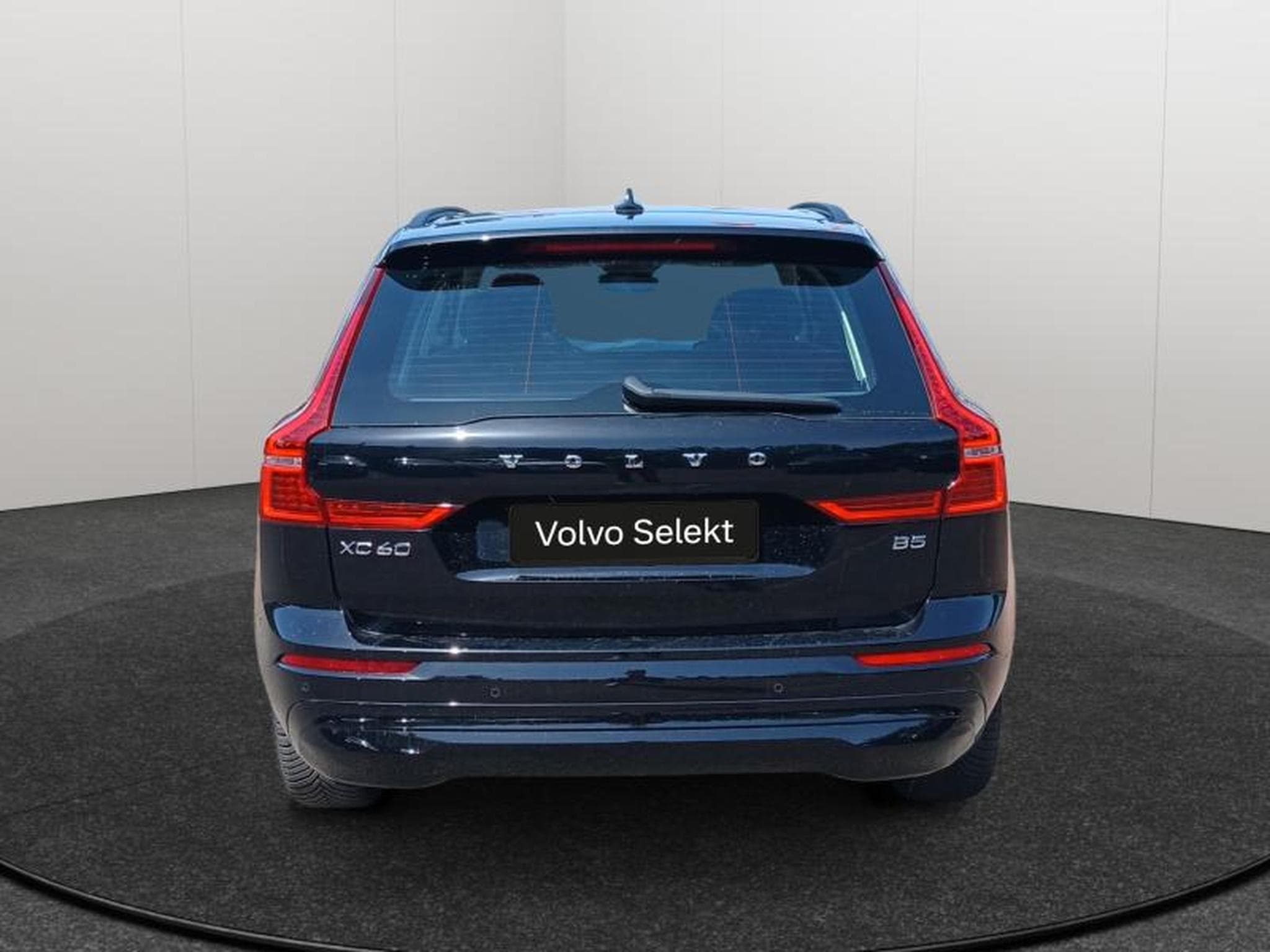 Volvo XC60 B5 Core / Essence (2025) - Photo 4