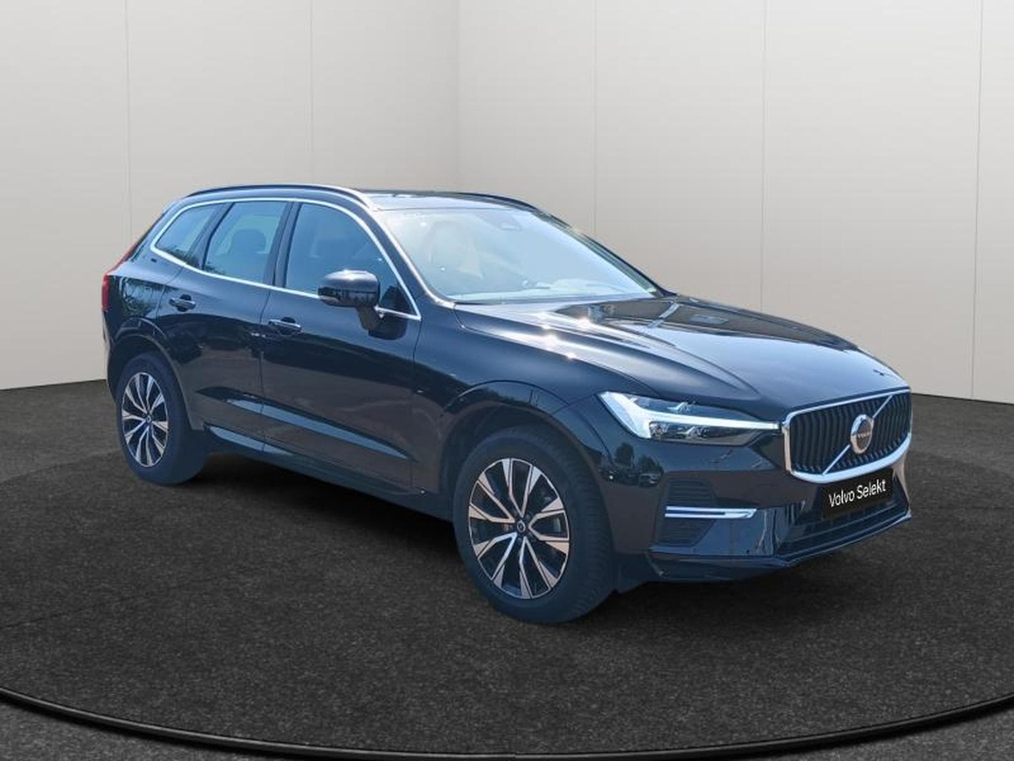 Volvo XC60 B5 Core / Essence (2025) - Photo 7