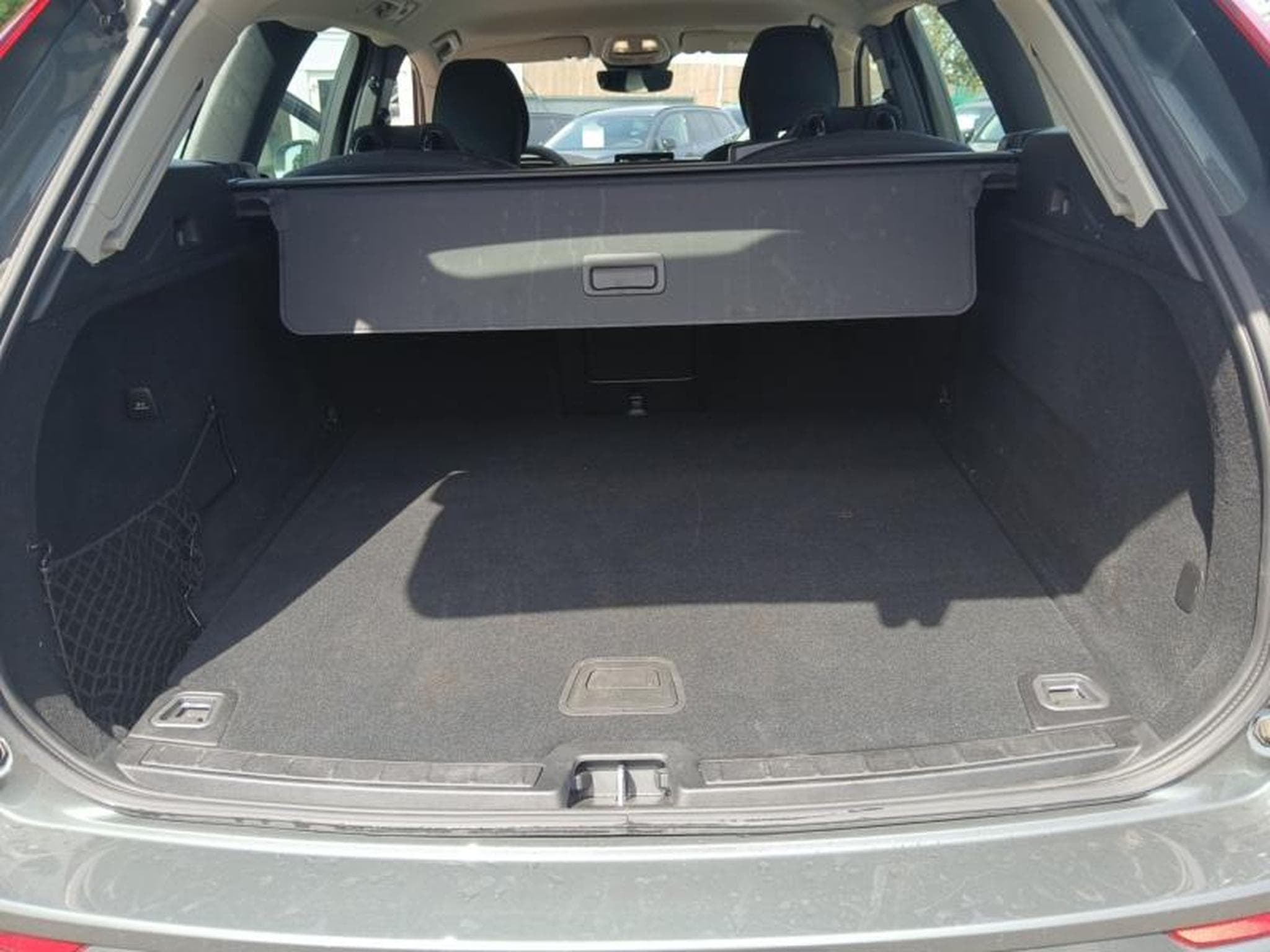 Volvo XC60 B5 Core FACELIFT / Essence (2025) - Photo 19