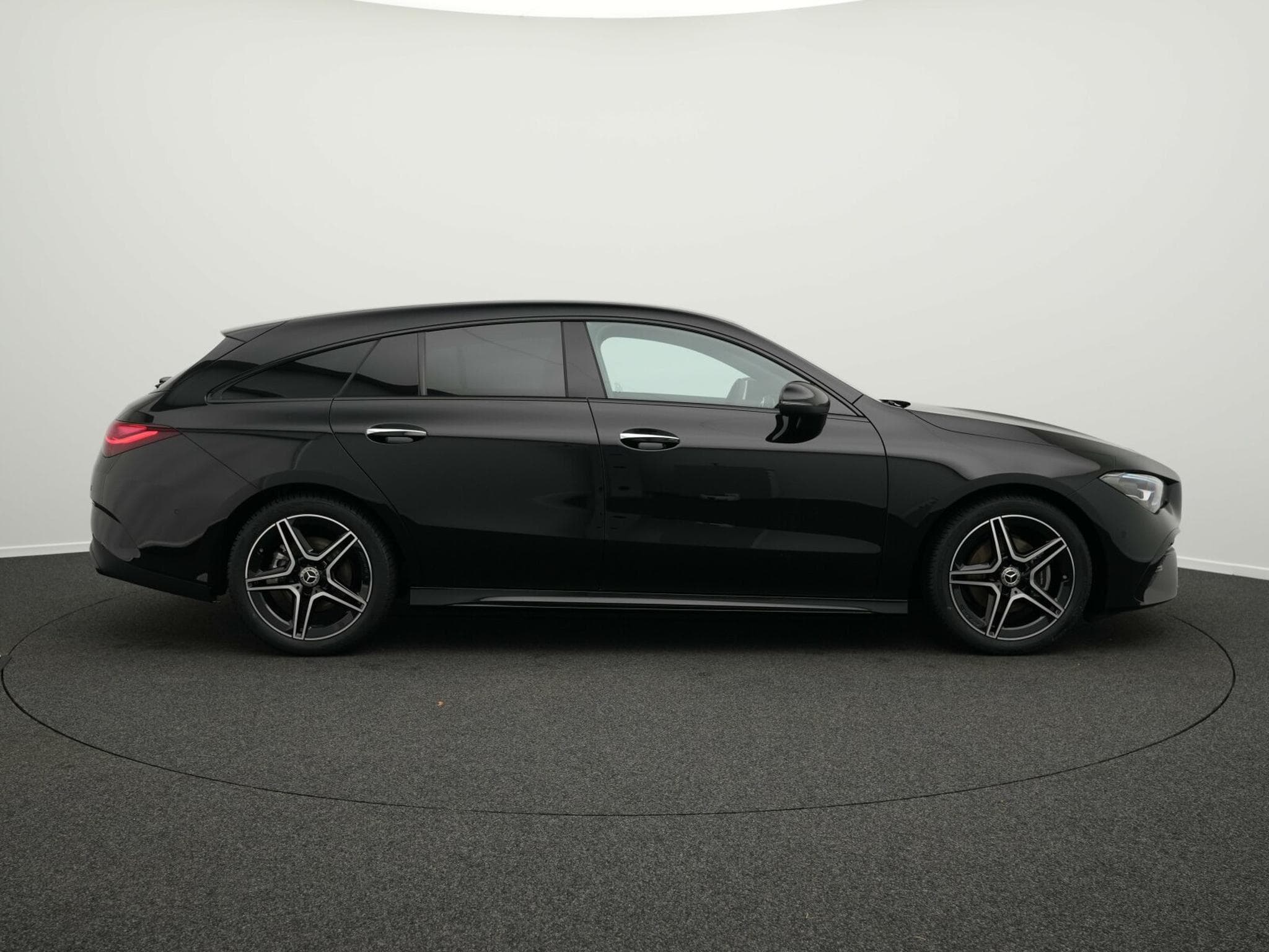 Mercedes CLA 180 CLA 180 d Shooting Brake verfügbar ab 10.000 km (2025) - Photo 5