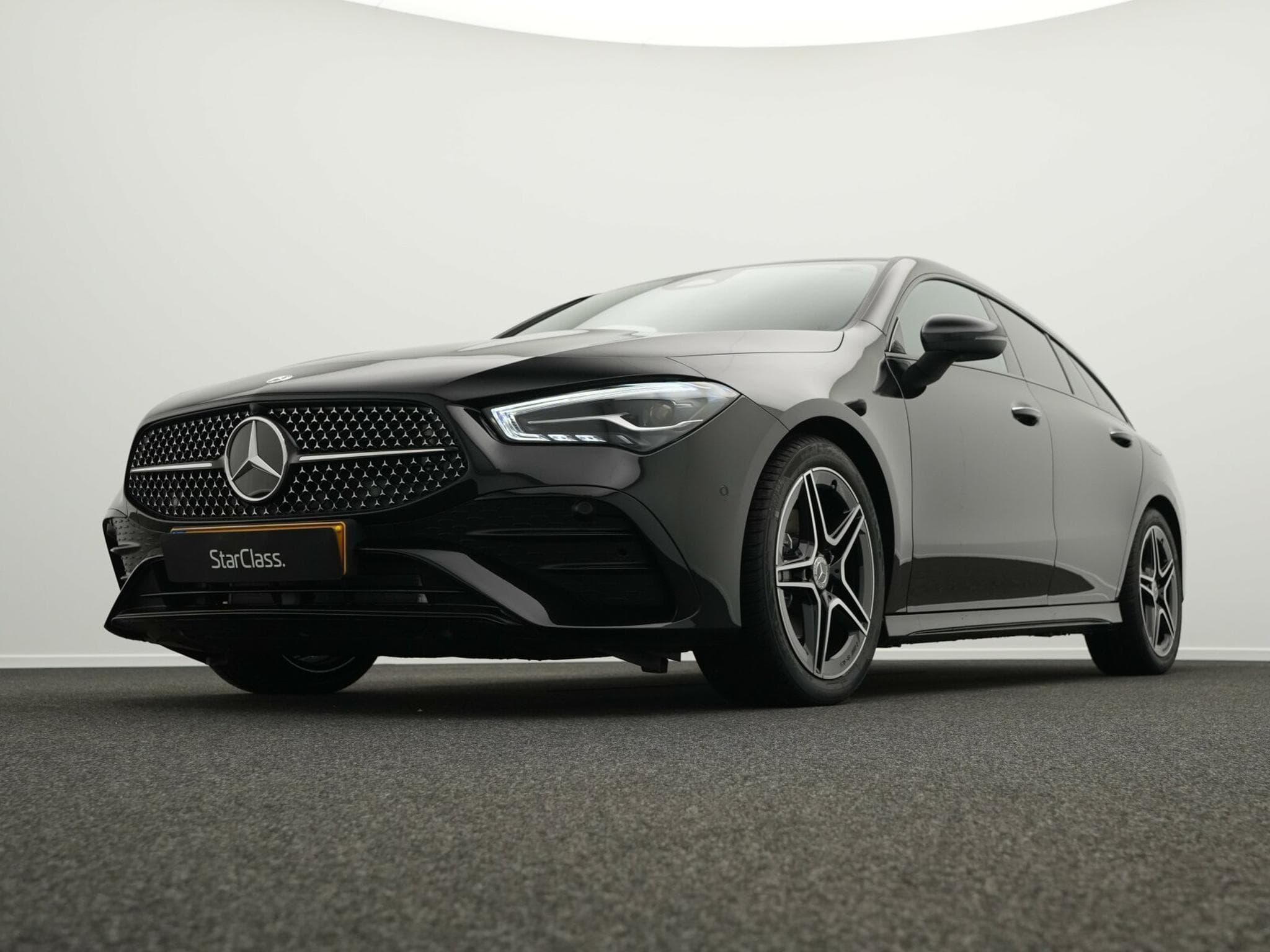 Mercedes CLA 180 CLA 180 d Shooting Brake verfügbar ab 10.000 km (2025) - Photo 8