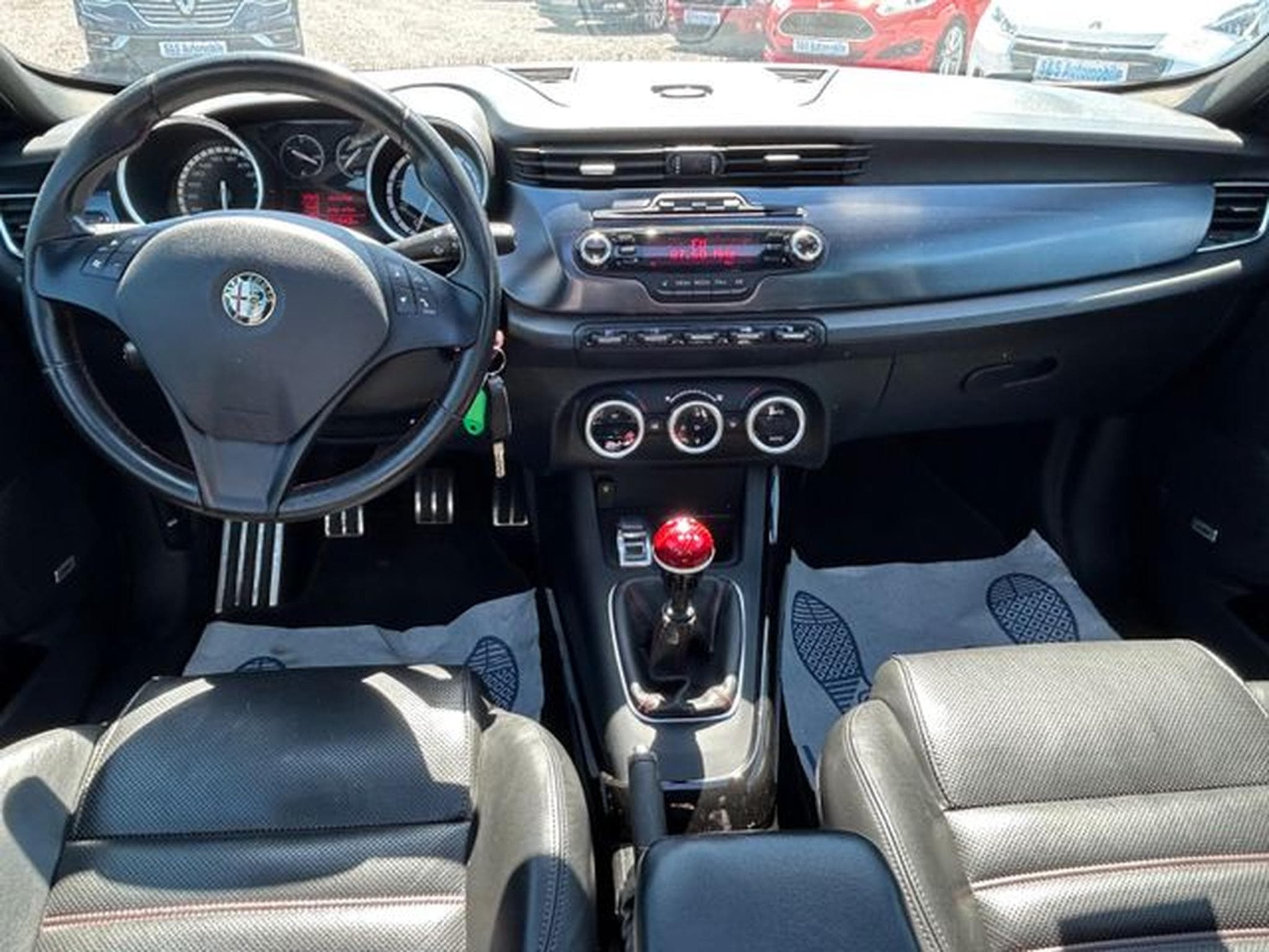 Alfa-Romeo Giulietta Giulietta Quadrifoglio Verde *Panorama*LED* (2013) - Photo 11