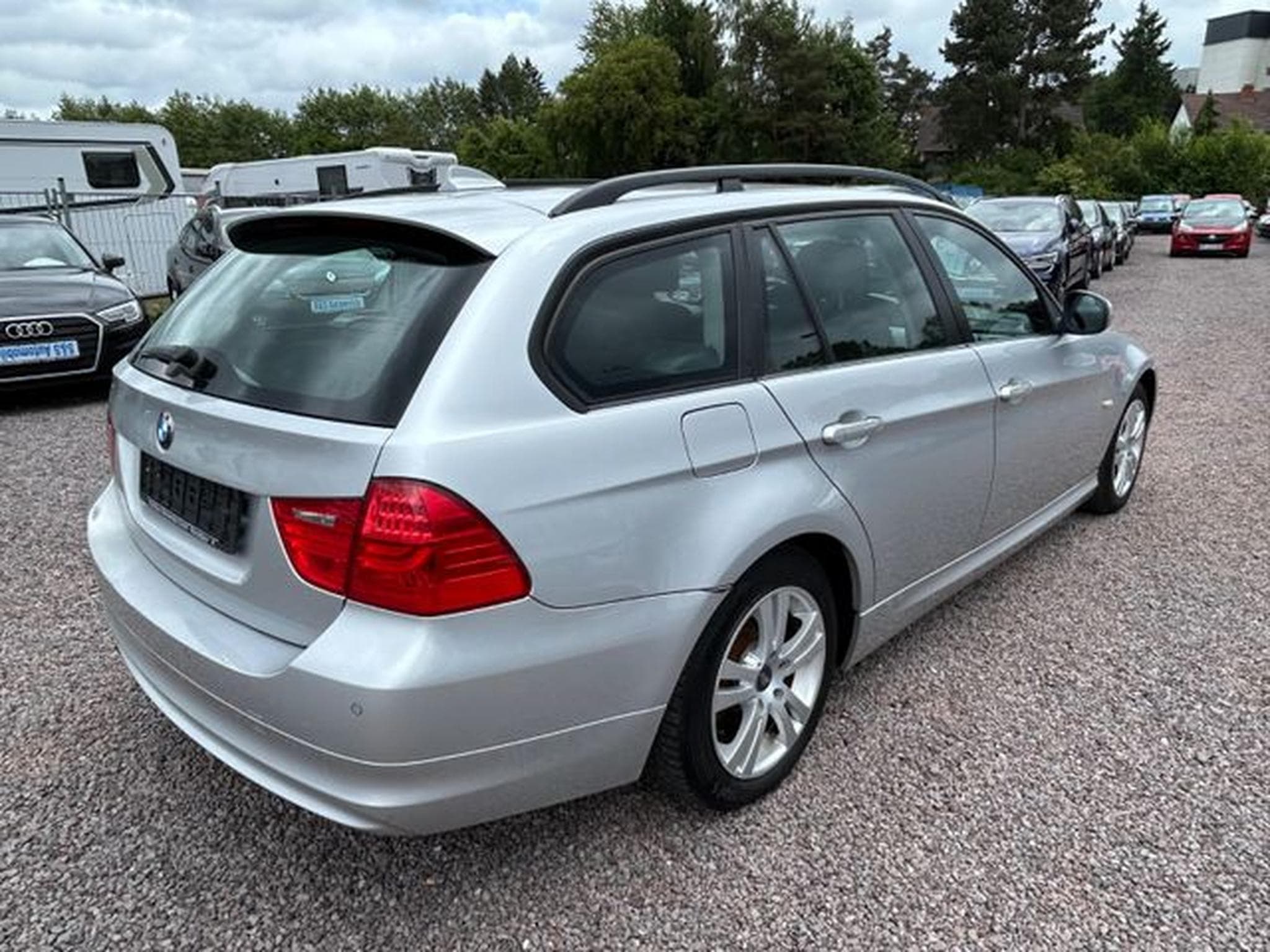 BMW 320 320d Touring *Prof.Navi*SHZ*TÜV 08/27*Euro5* (2009) - Photo 4