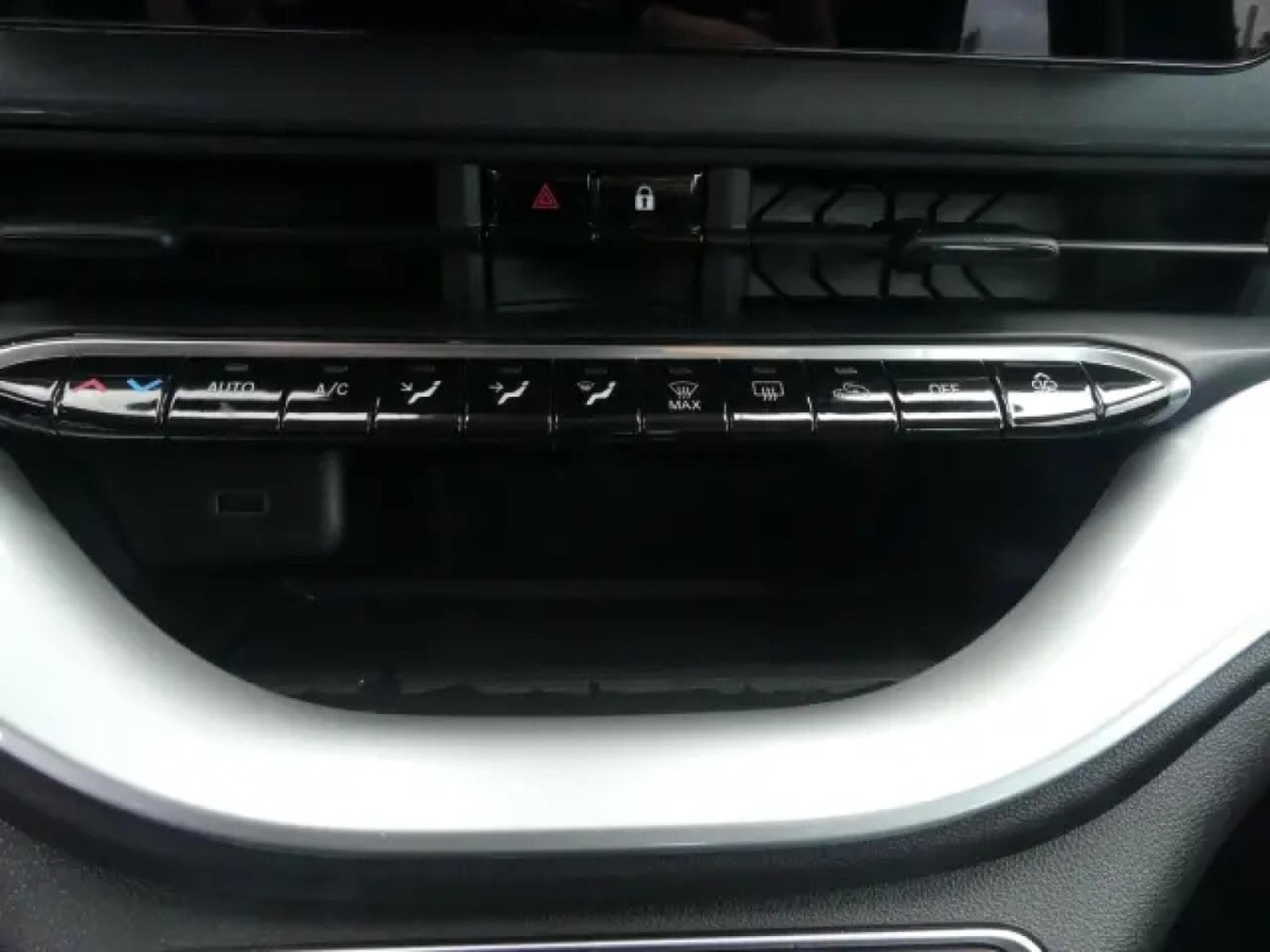 Fiat 500 ICON 42kWh (2023) - Photo 18