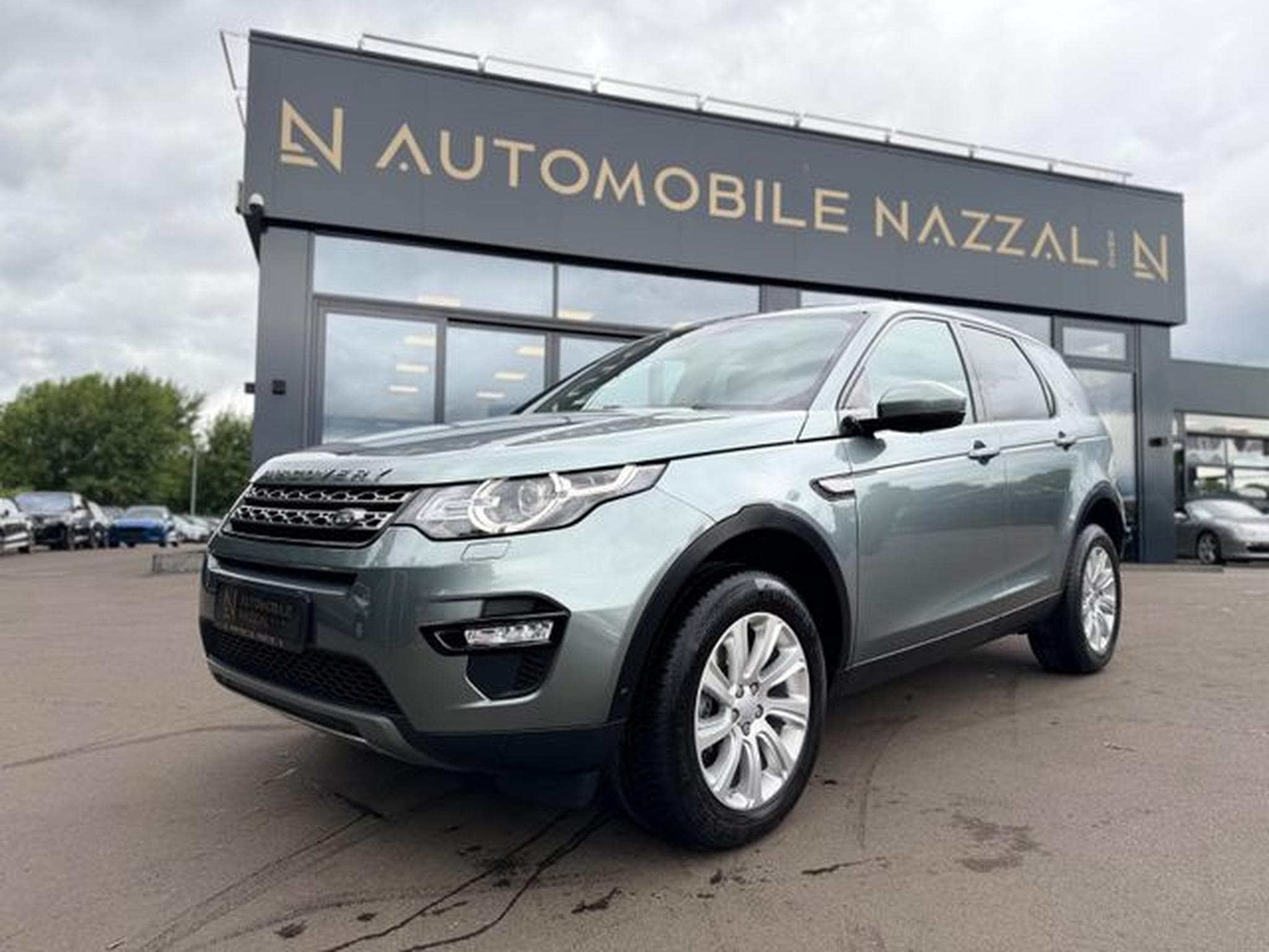 Land-Rover Discovery DISCOVERY SPORT SE AWD*AUT*XENON*AHK*NAVI*MERIDA (2015) - Photo 1