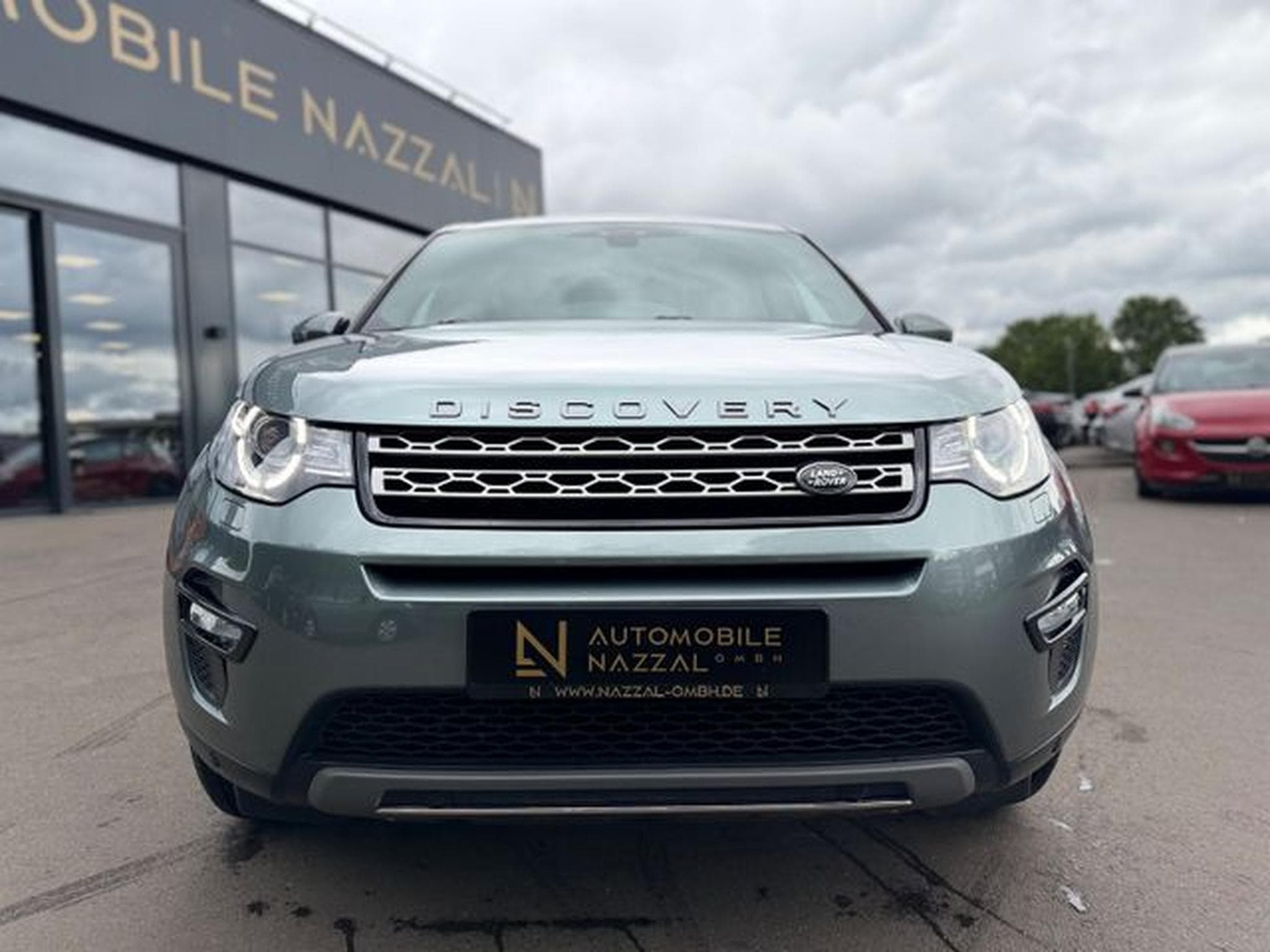 Land-Rover Discovery DISCOVERY SPORT SE AWD*AUT*XENON*AHK*NAVI*MERIDA (2015) - Photo 3