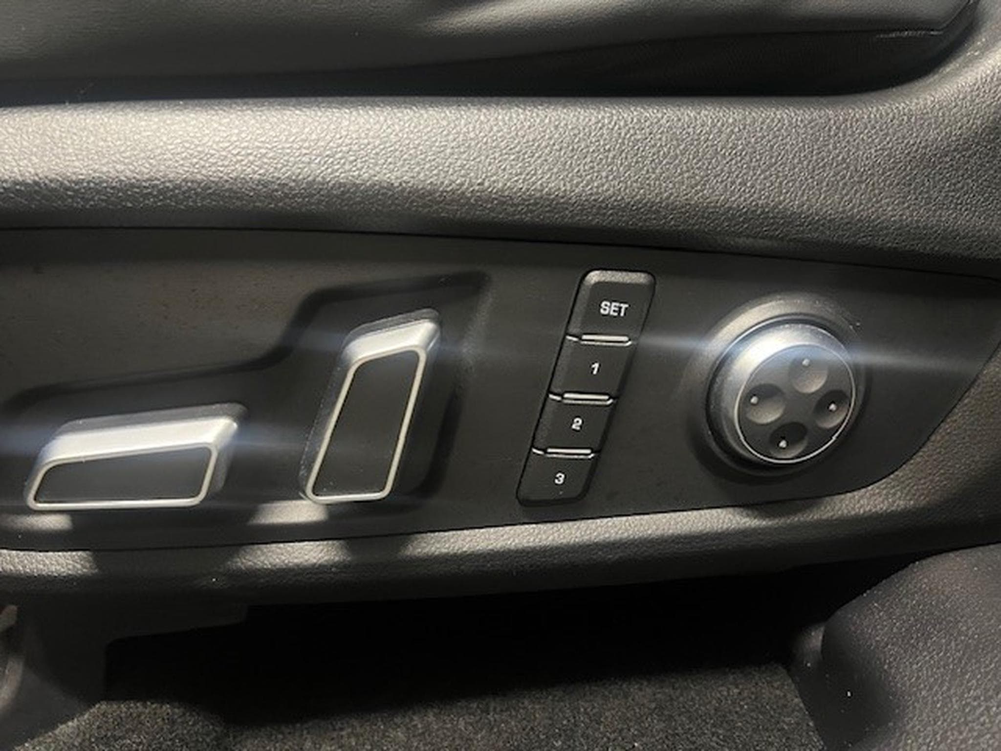 DFSK Fengon 7 2.0 T-GDI PREMIUM 4WD AUTOMATIQUE 7 PLACES (2023) - Photo 11