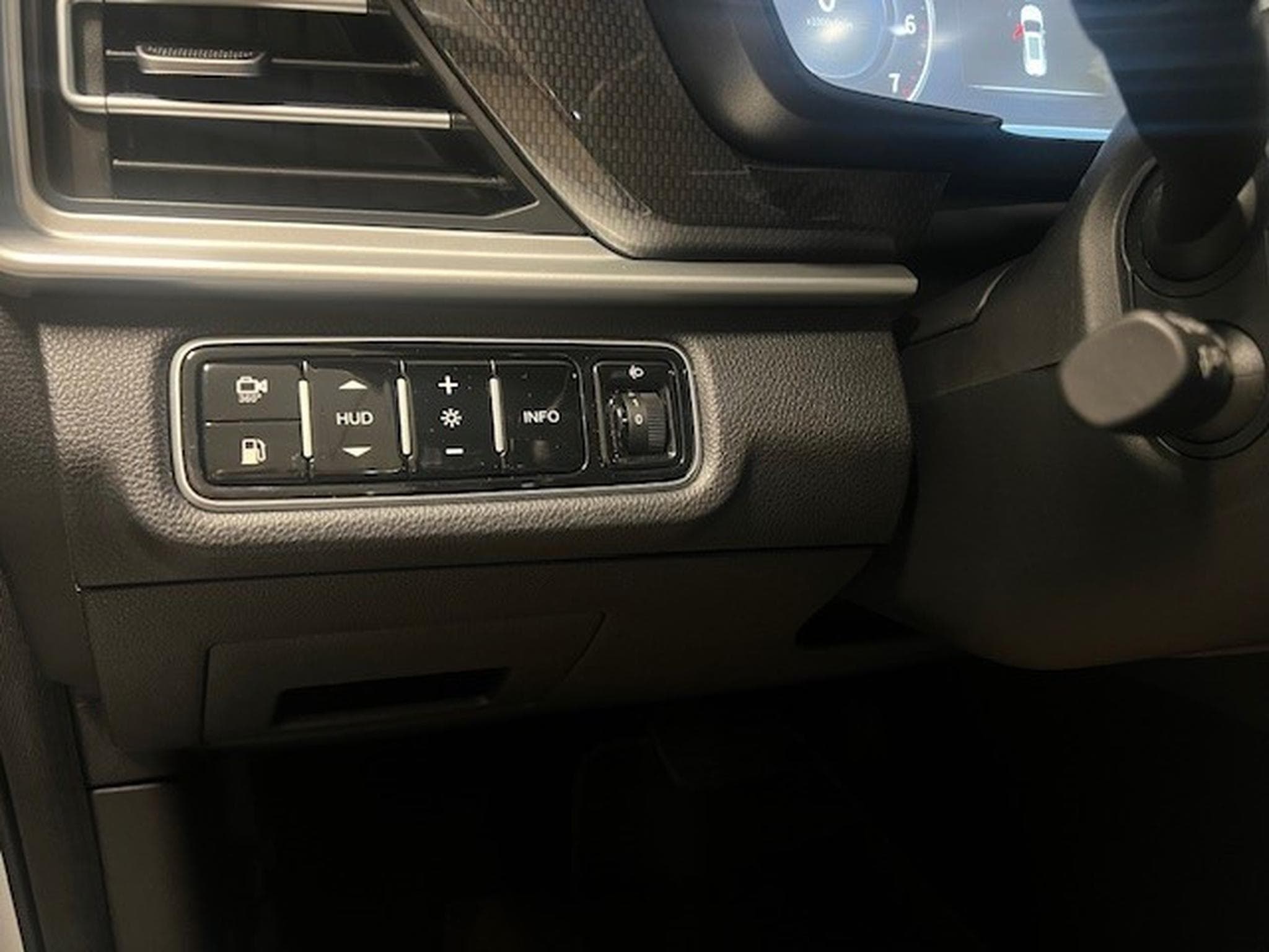DFSK Fengon 7 2.0 T-GDI PREMIUM 4WD AUTOMATIQUE 7 PLACES (2023) - Photo 9