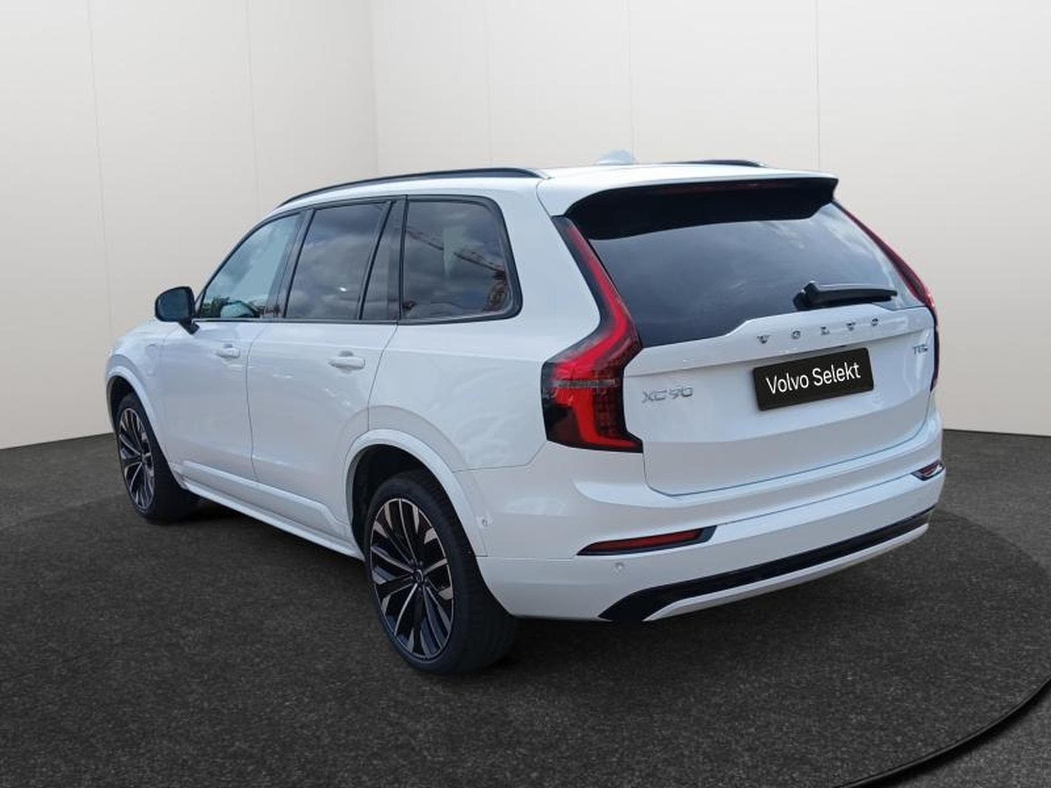 Volvo XC90 T8 Ultra Dark / Hybride (2025) - Photo 24