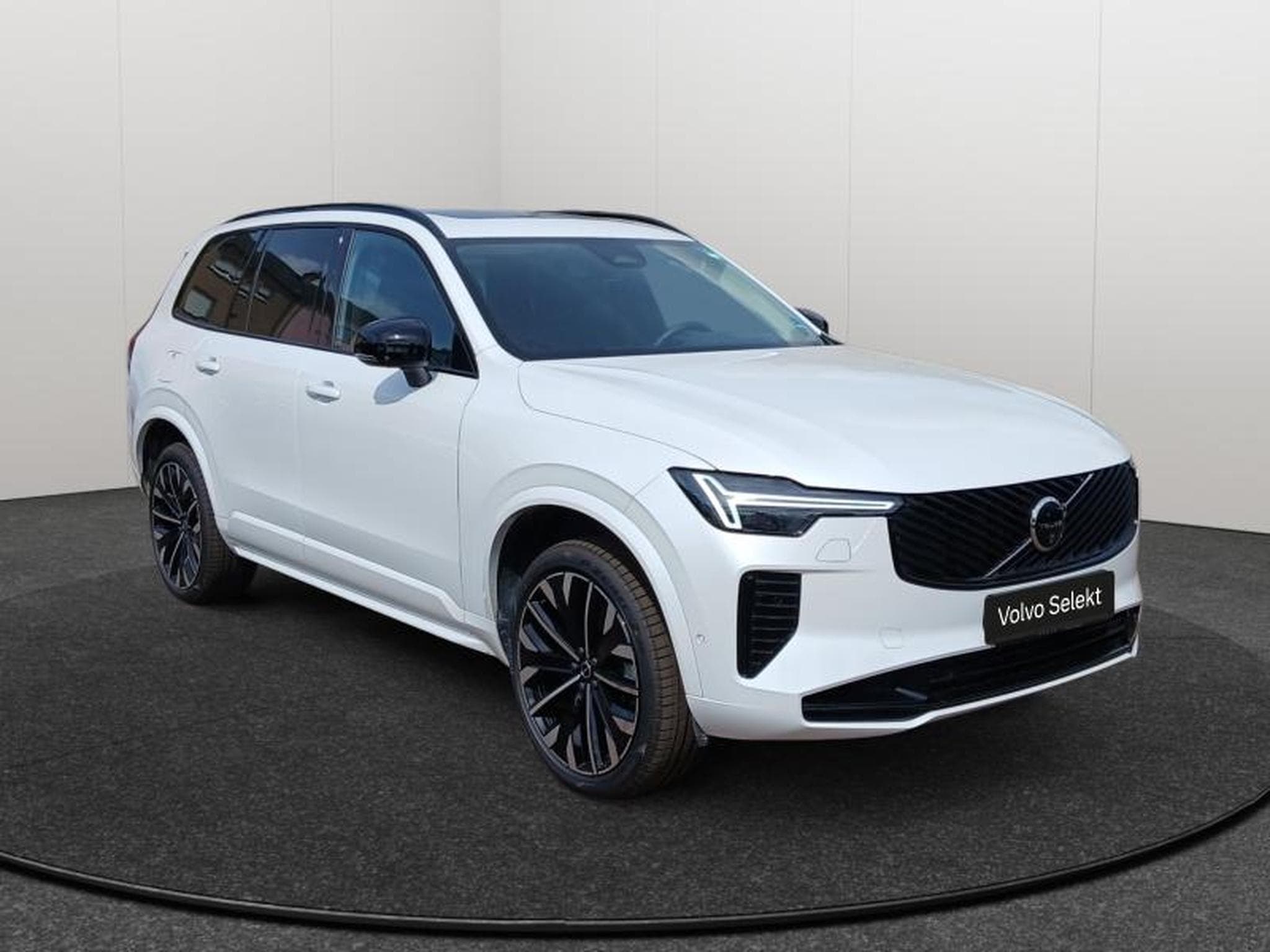 Volvo XC90 T8 Ultra Dark / Hybride (2025) - Photo 28