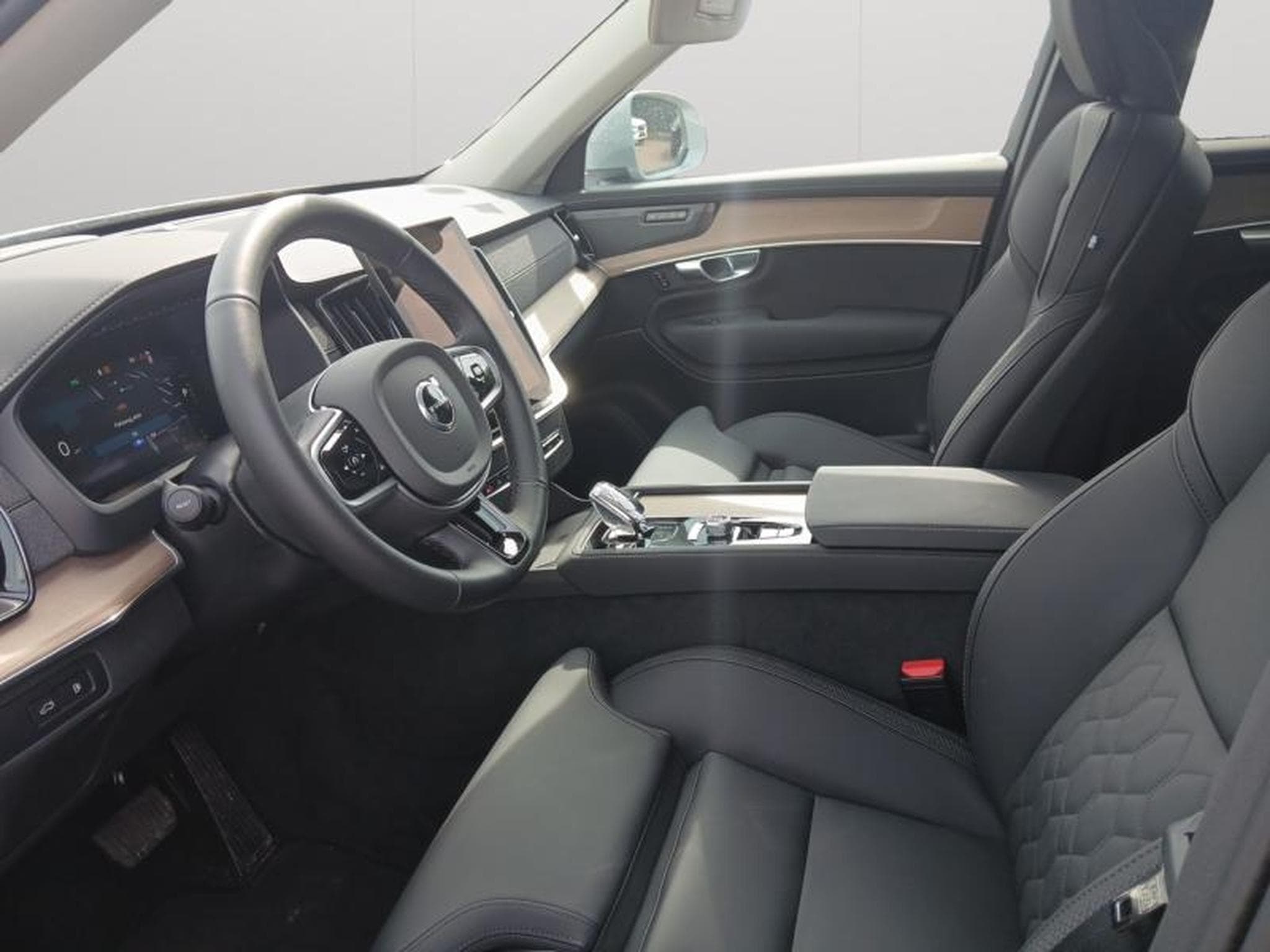Volvo XC90 T8 Plus Bright / Hybride (2025) - Photo 9