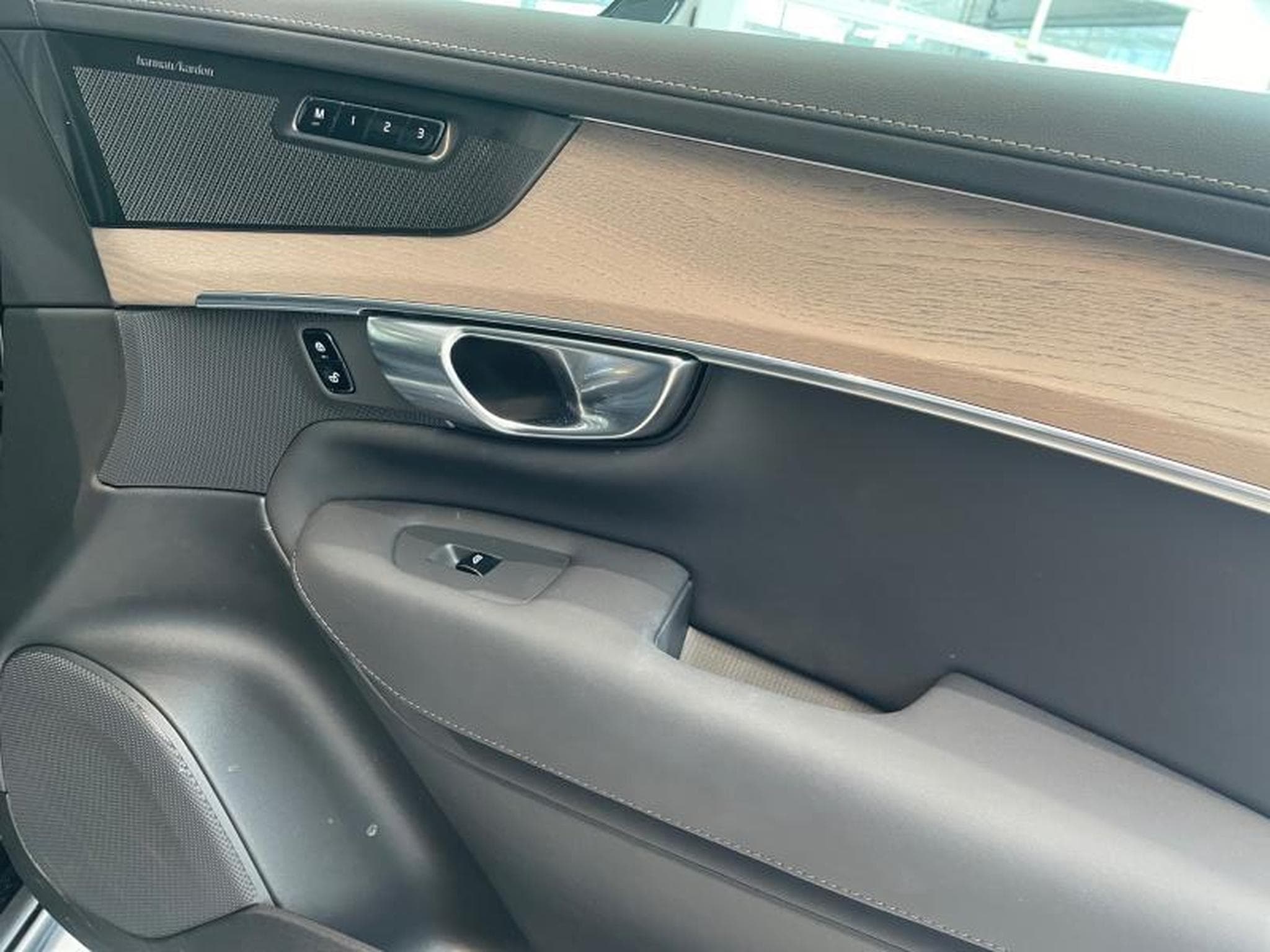 Volvo XC90 XC 90 Plus Bright (2025) - Photo 21