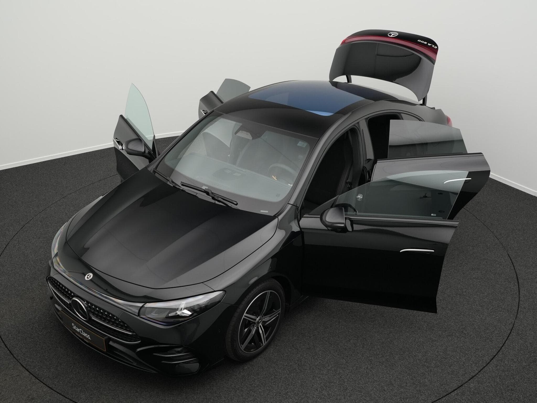 Mercedes CLA 200 verfügbar mit ca.9.000km (2026) - Photo 12