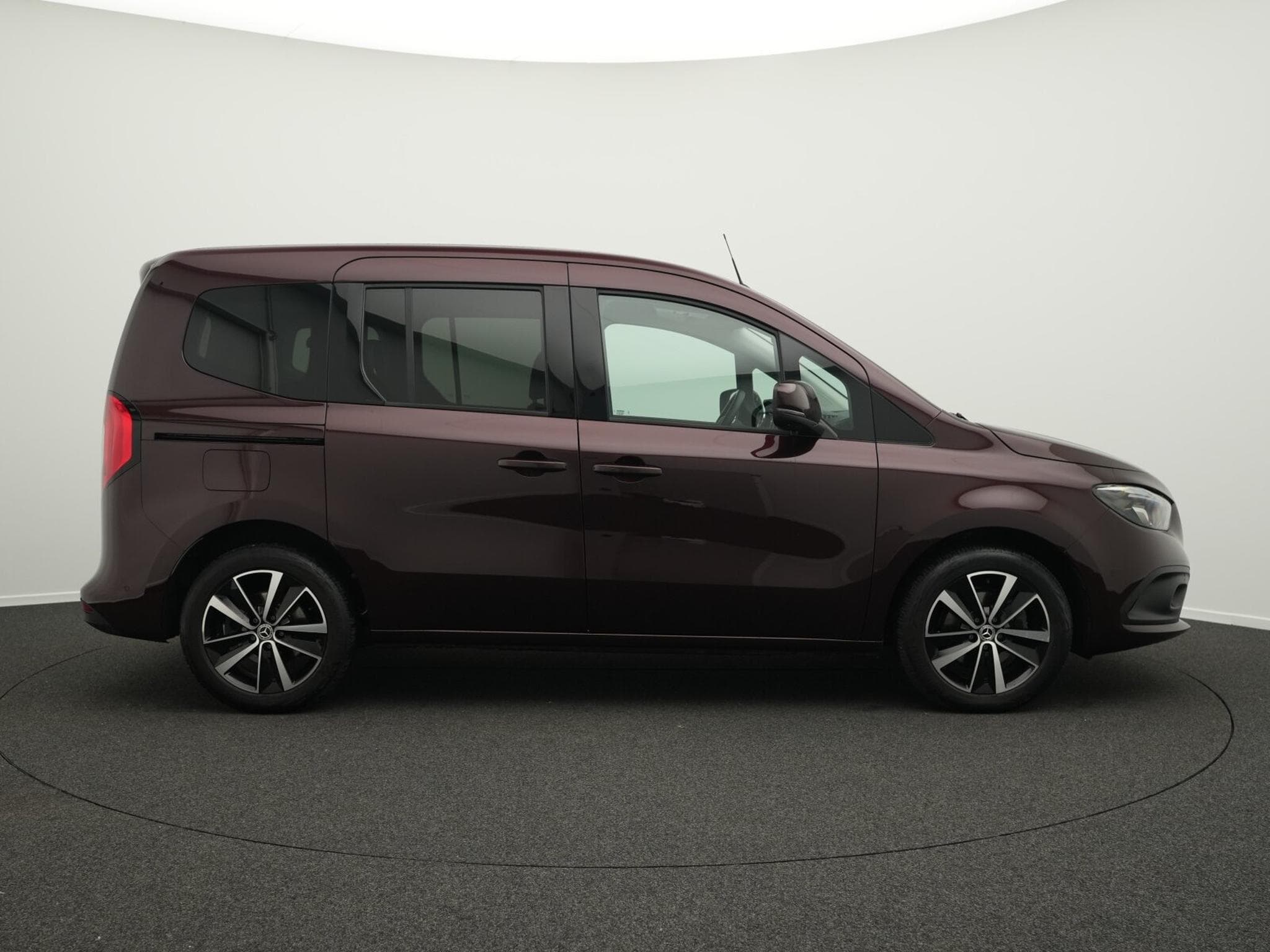 Mercedes T PROGRESSIVE Standard (2023) - Photo 5