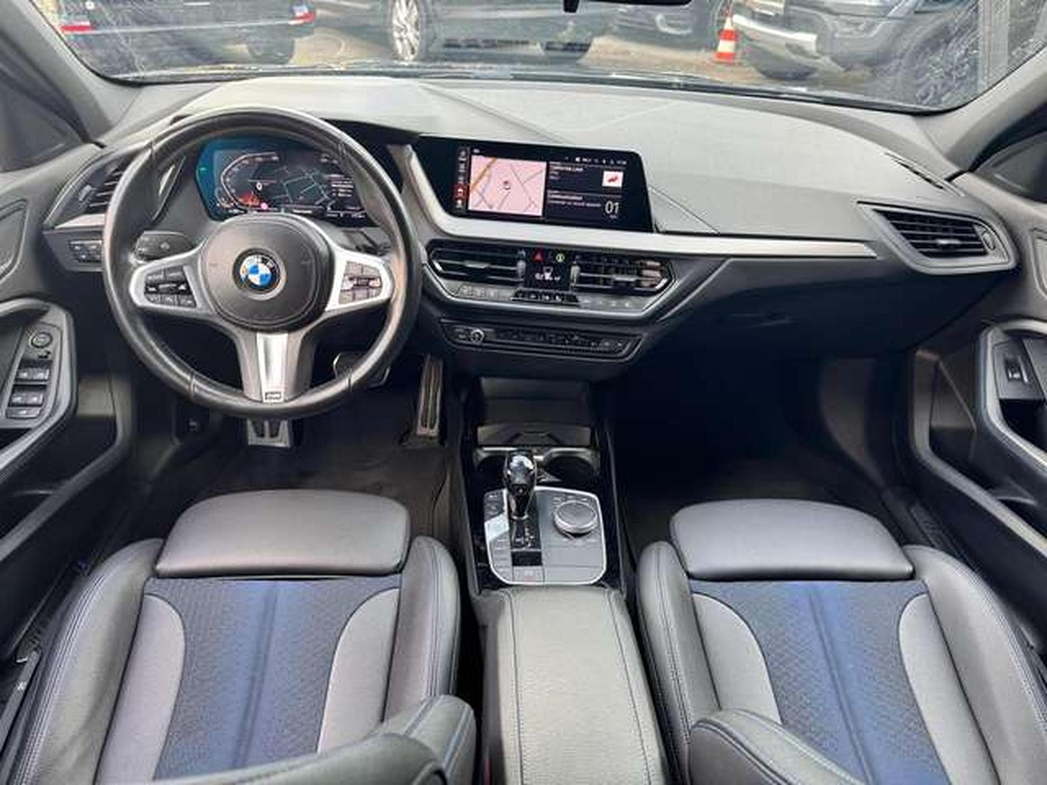 BMW 118 118i Aut. M Sport jusqu'à 48 mois de garantie (2021) - Photo 12