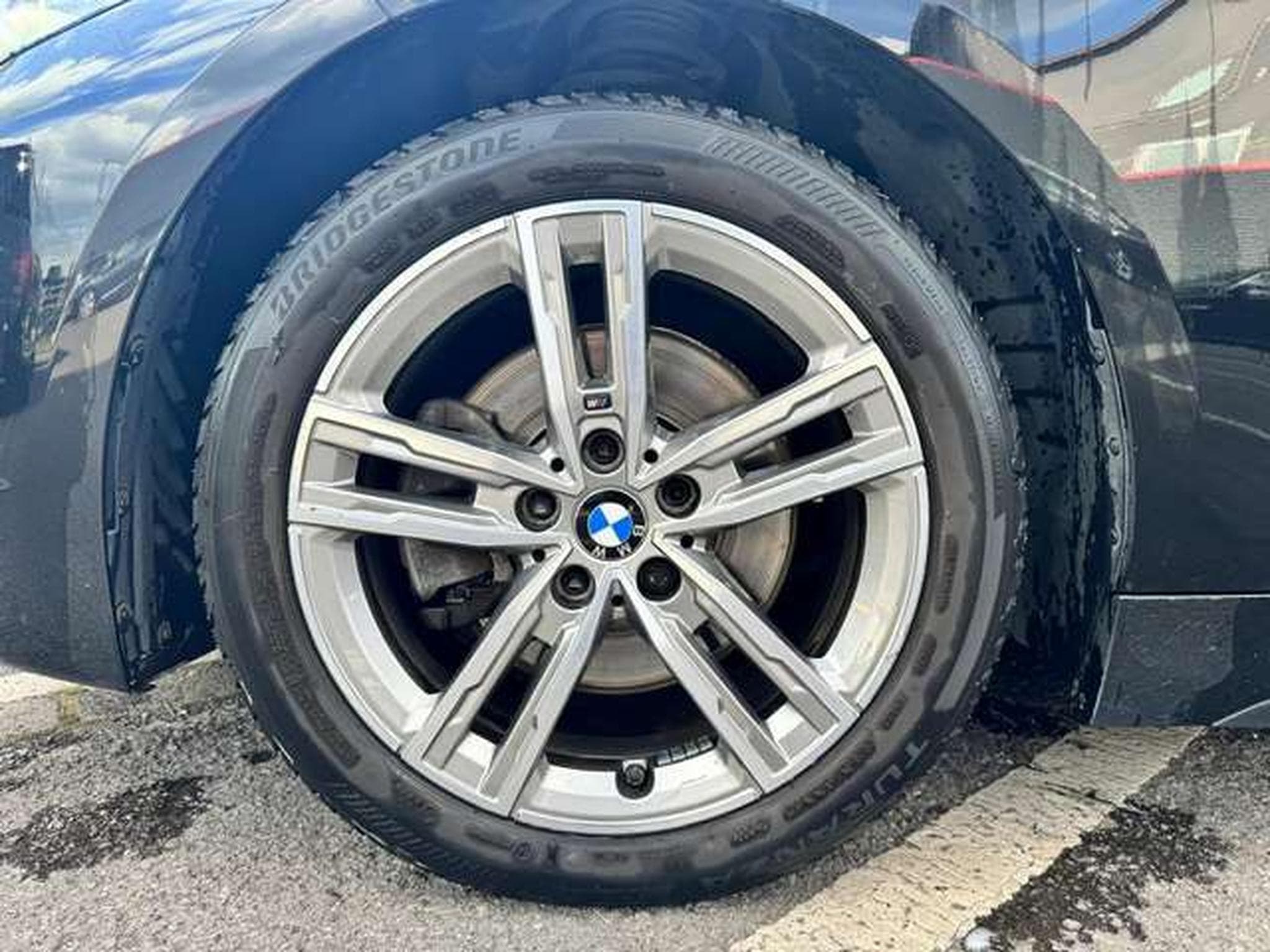 BMW 118 118i Aut. M Sport jusqu'à 48 mois de garantie (2021) - Photo 24