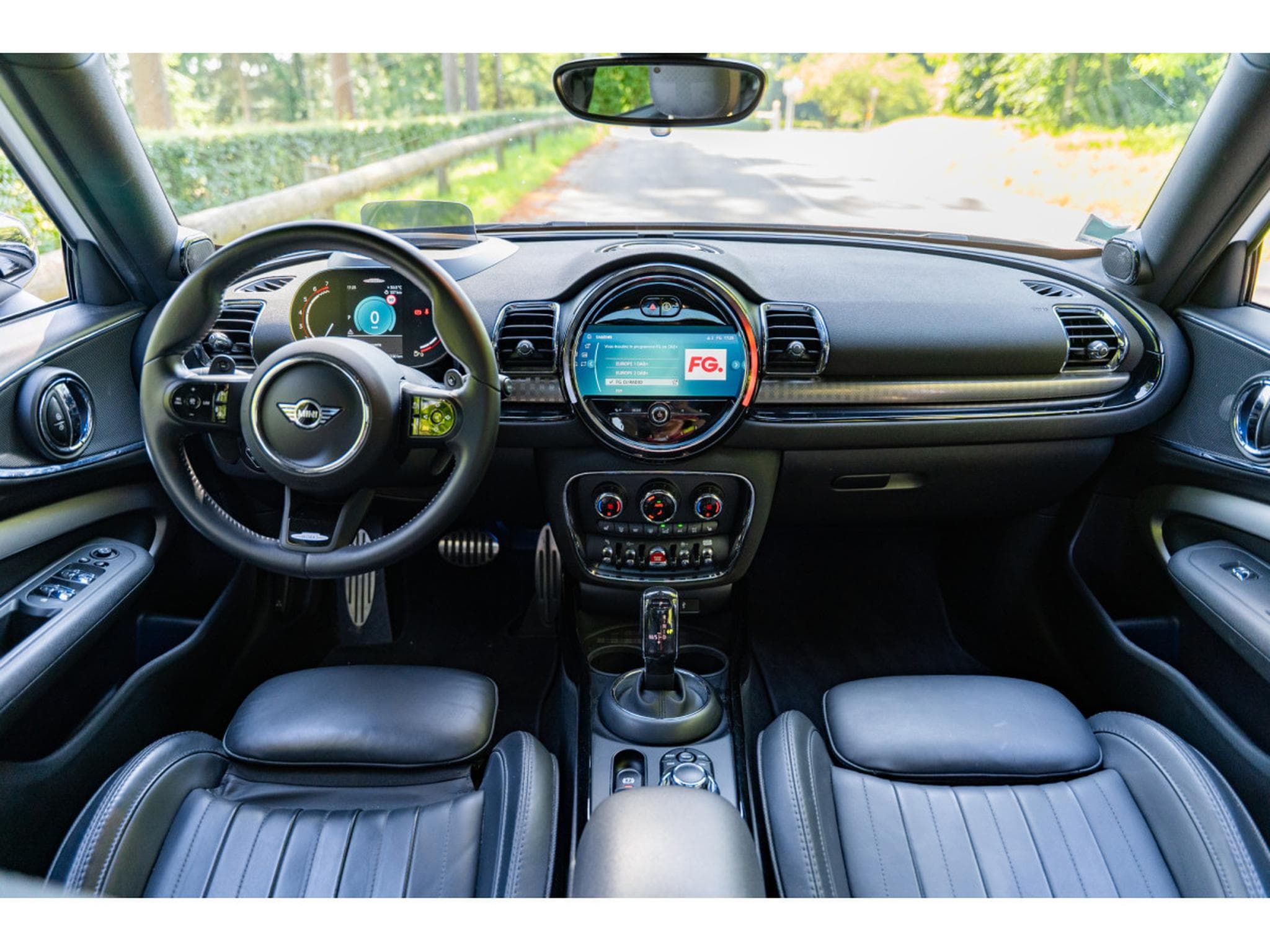 Mini Clubman John Cooper Works ALL4 - Edition Premium Plus - Toit ouvrant (2023) - Photo 8