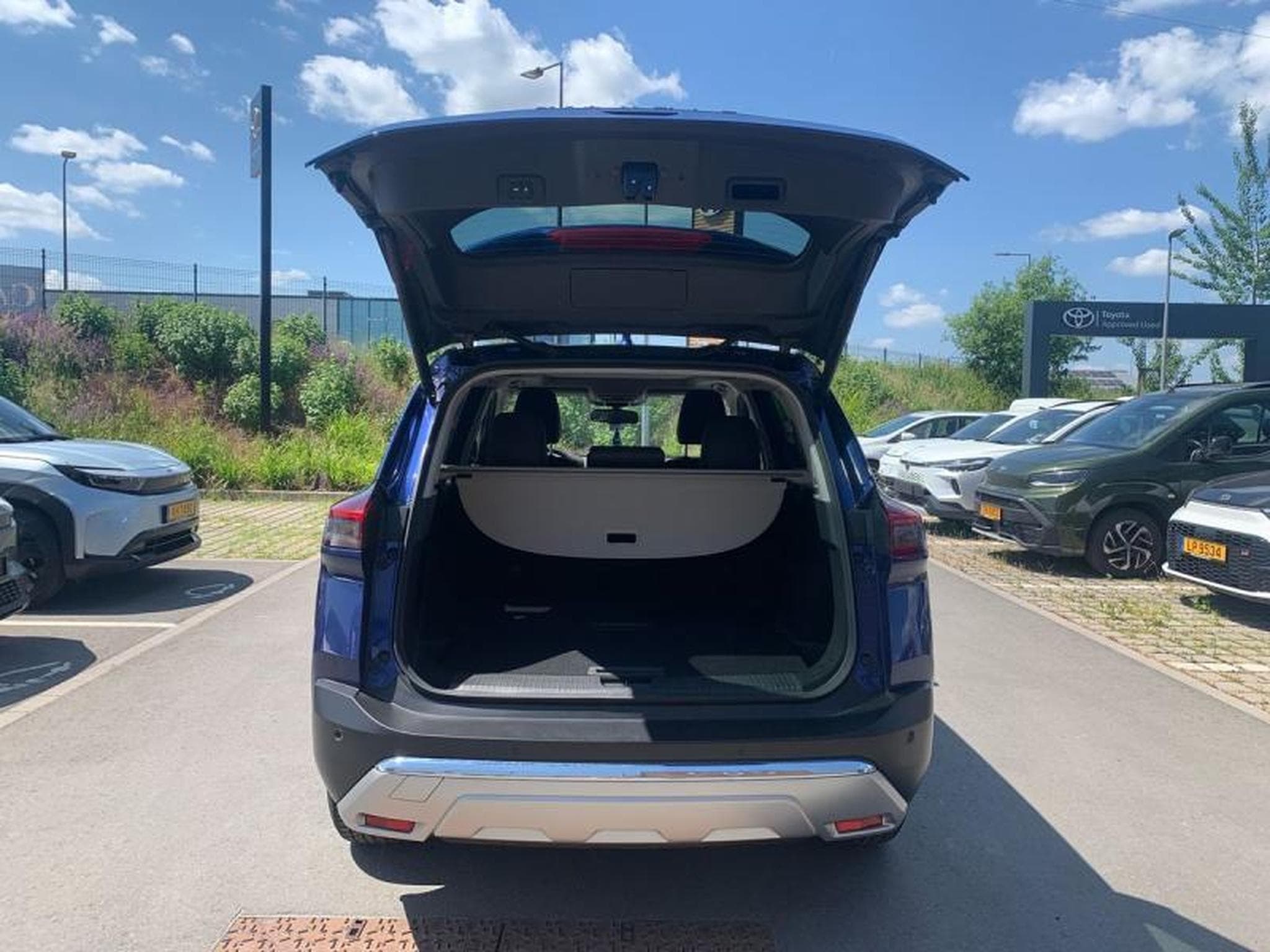 Nissan X-Trail tekna E Force sun pack (2023) - Photo 13