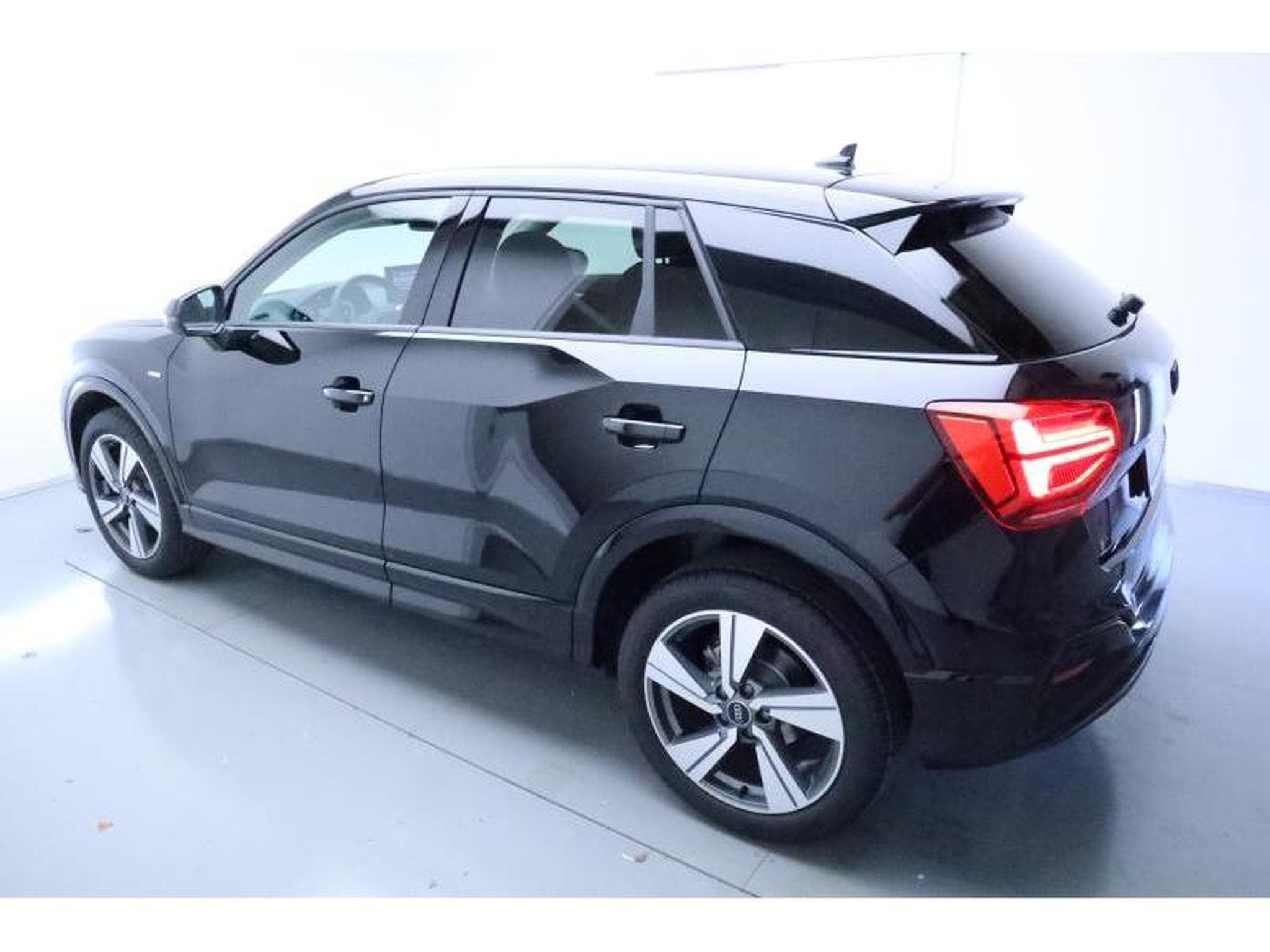 Audi Q2 S-Line (2026) - Photo 14