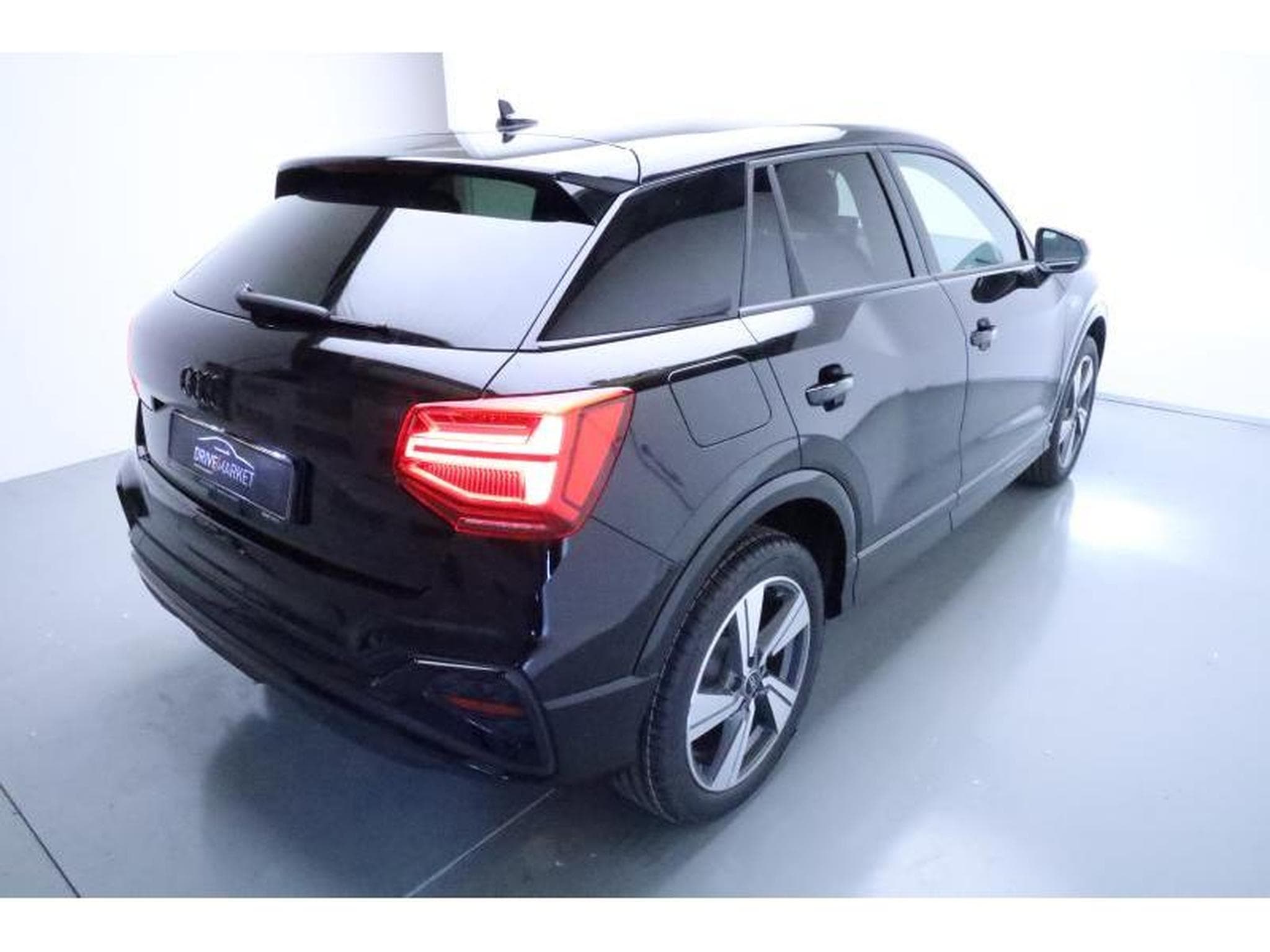 Audi Q2 S-Line (2026) - Photo 16