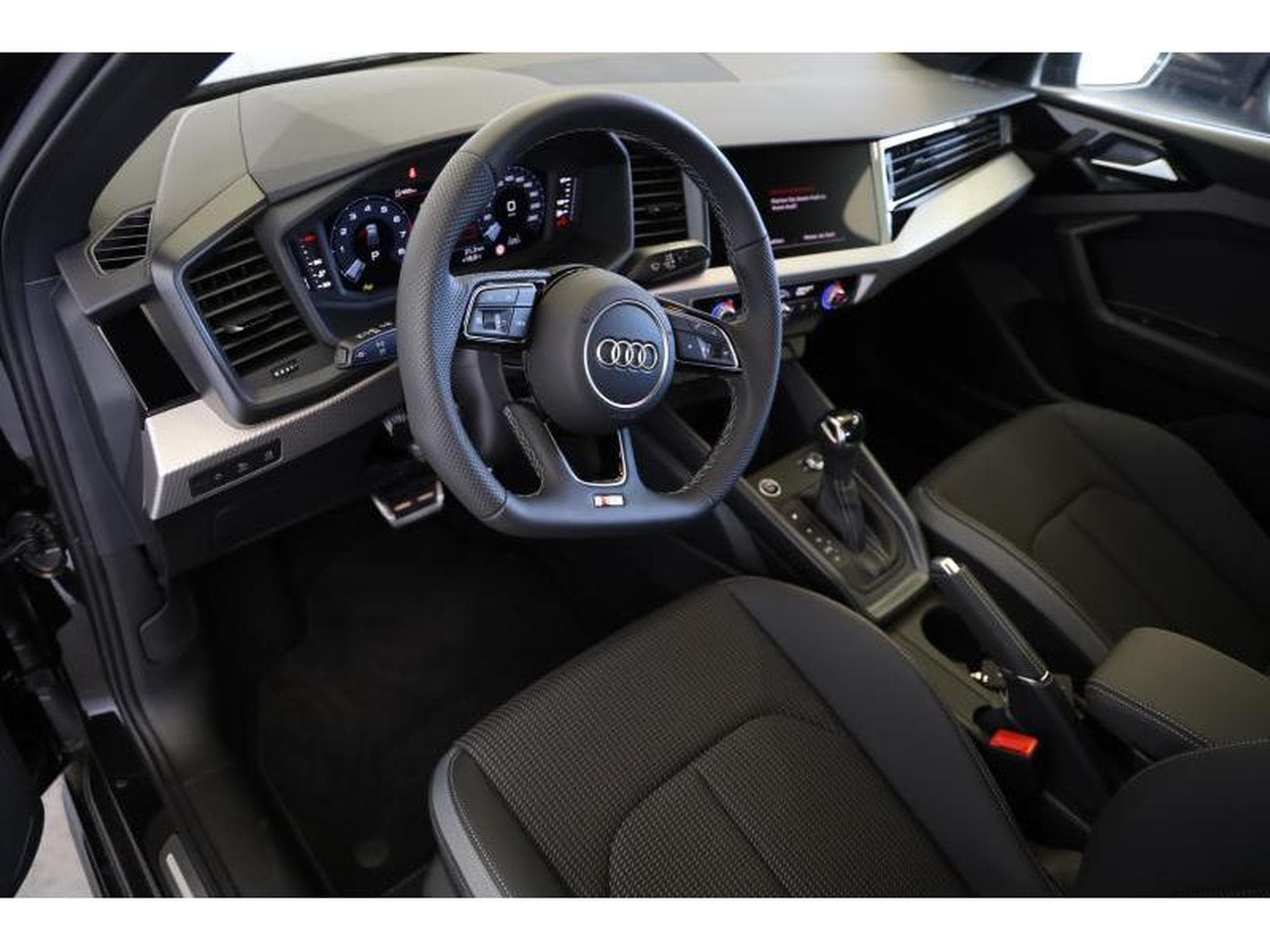 Audi A1 S-Line (2026) - Photo 12