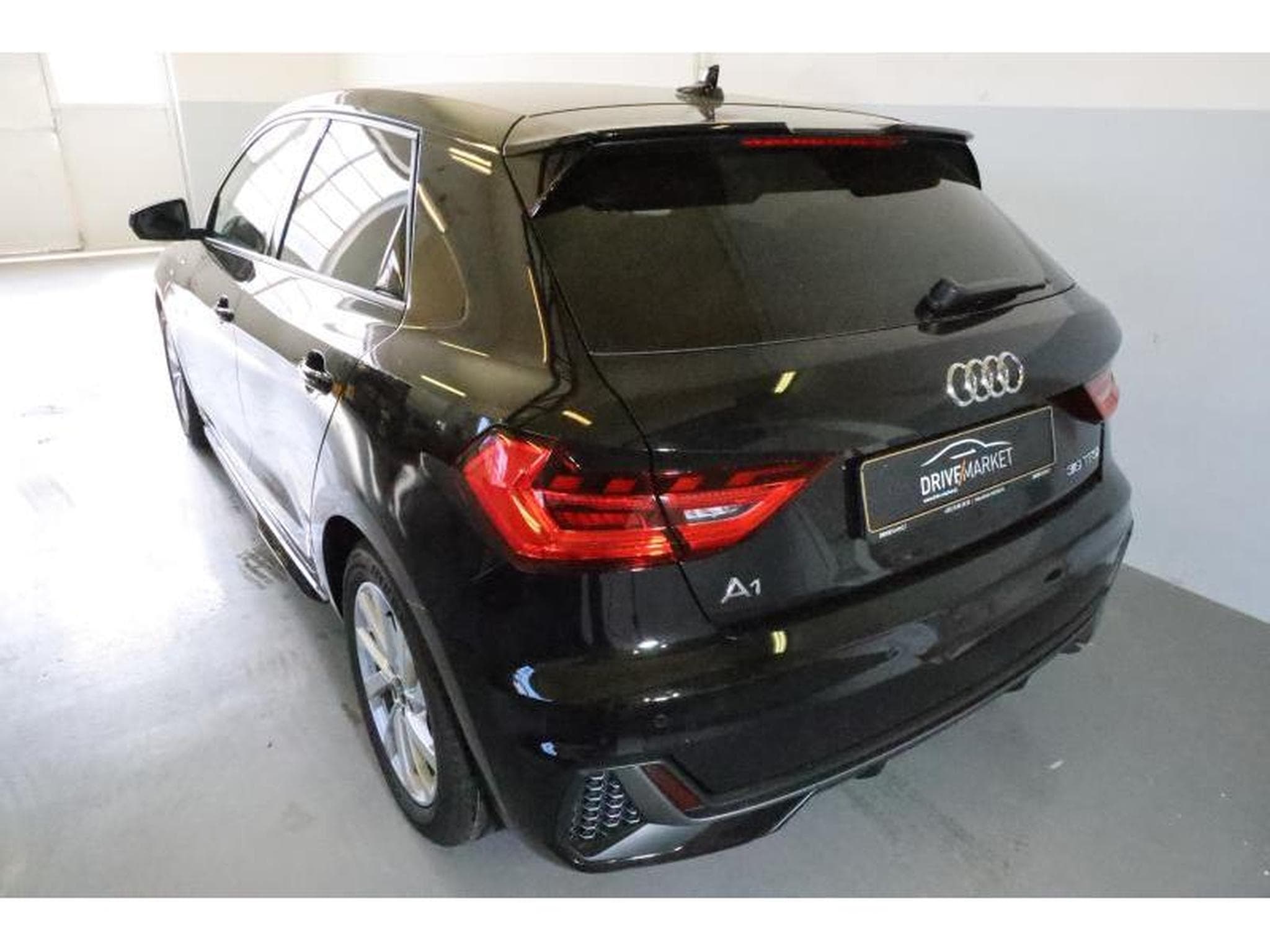 Audi A1 S-Line (2026) - Photo 23