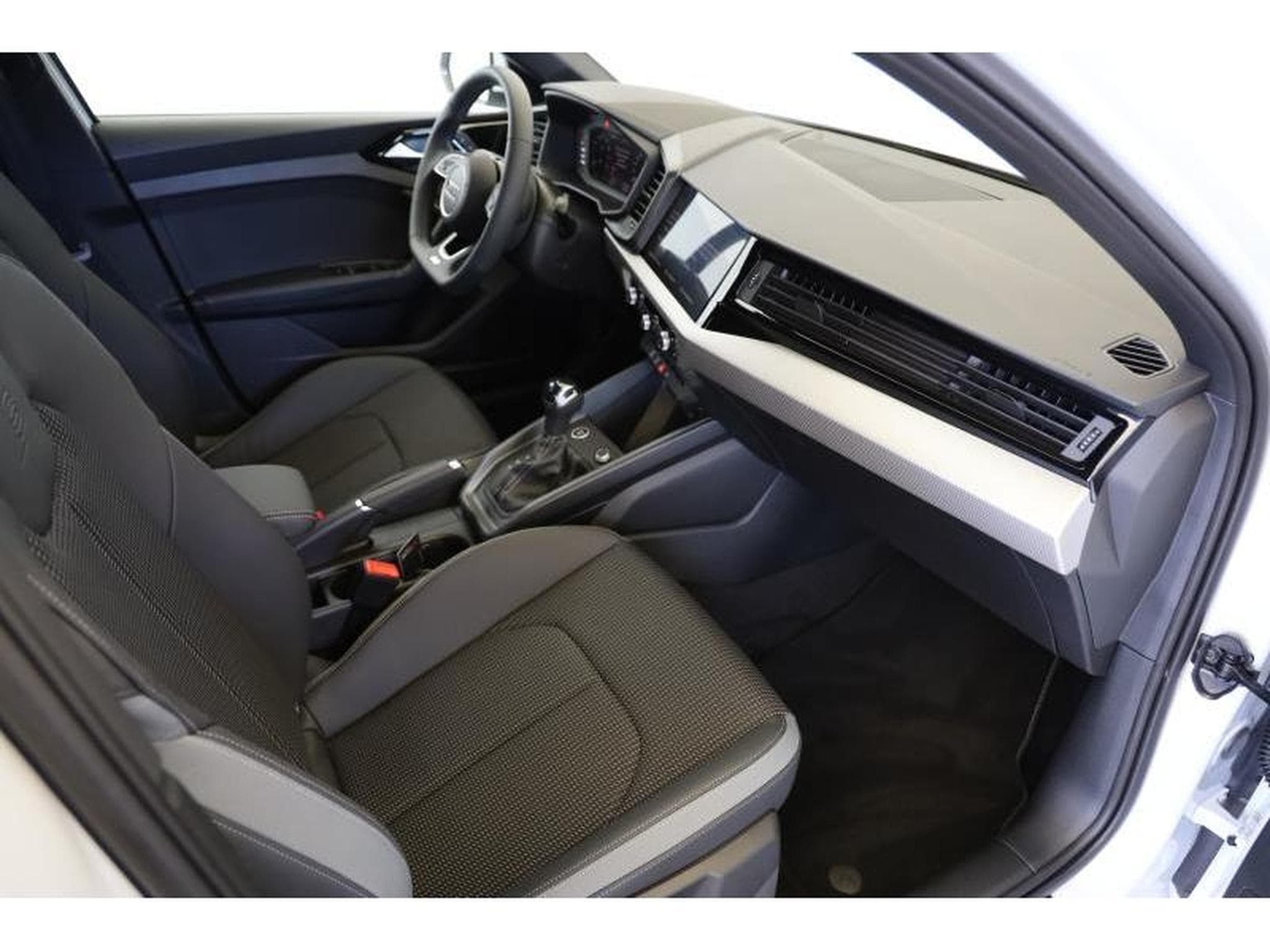 Audi A1 S-Line (2026) - Photo 9