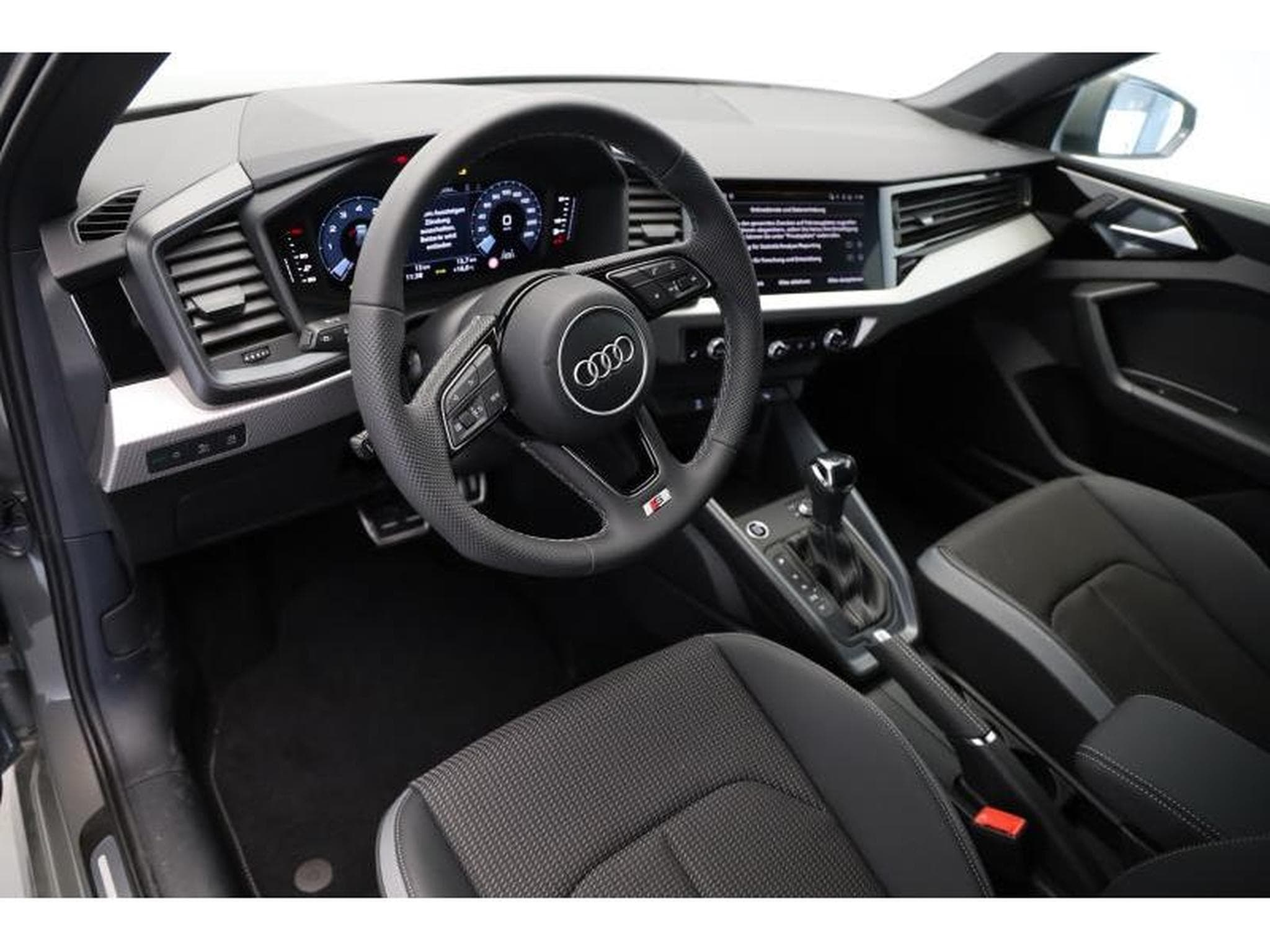 Audi A1 S Line (2026) - Photo 9
