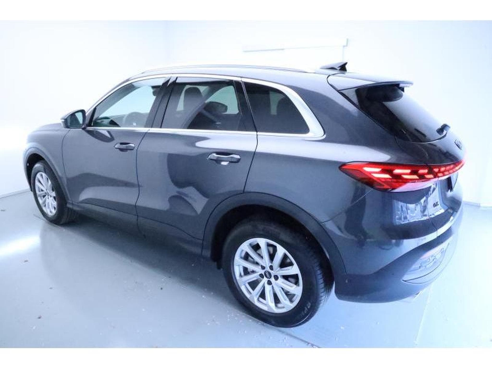Audi Q5 Quattro (2026) - Photo 3