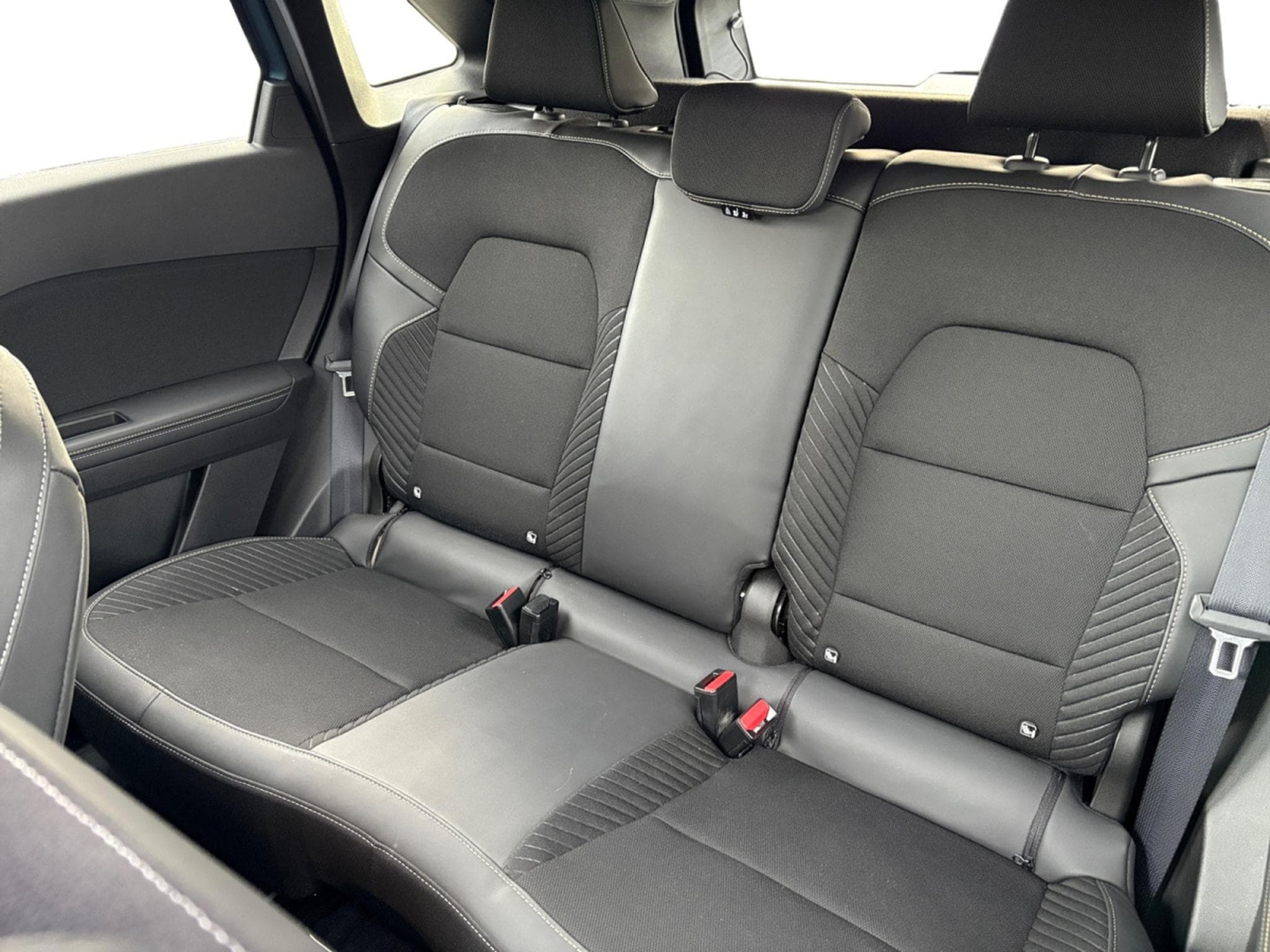 Renault Symbioz Iconic E-Tech full hybrid 145 hp (2025) - Photo 9