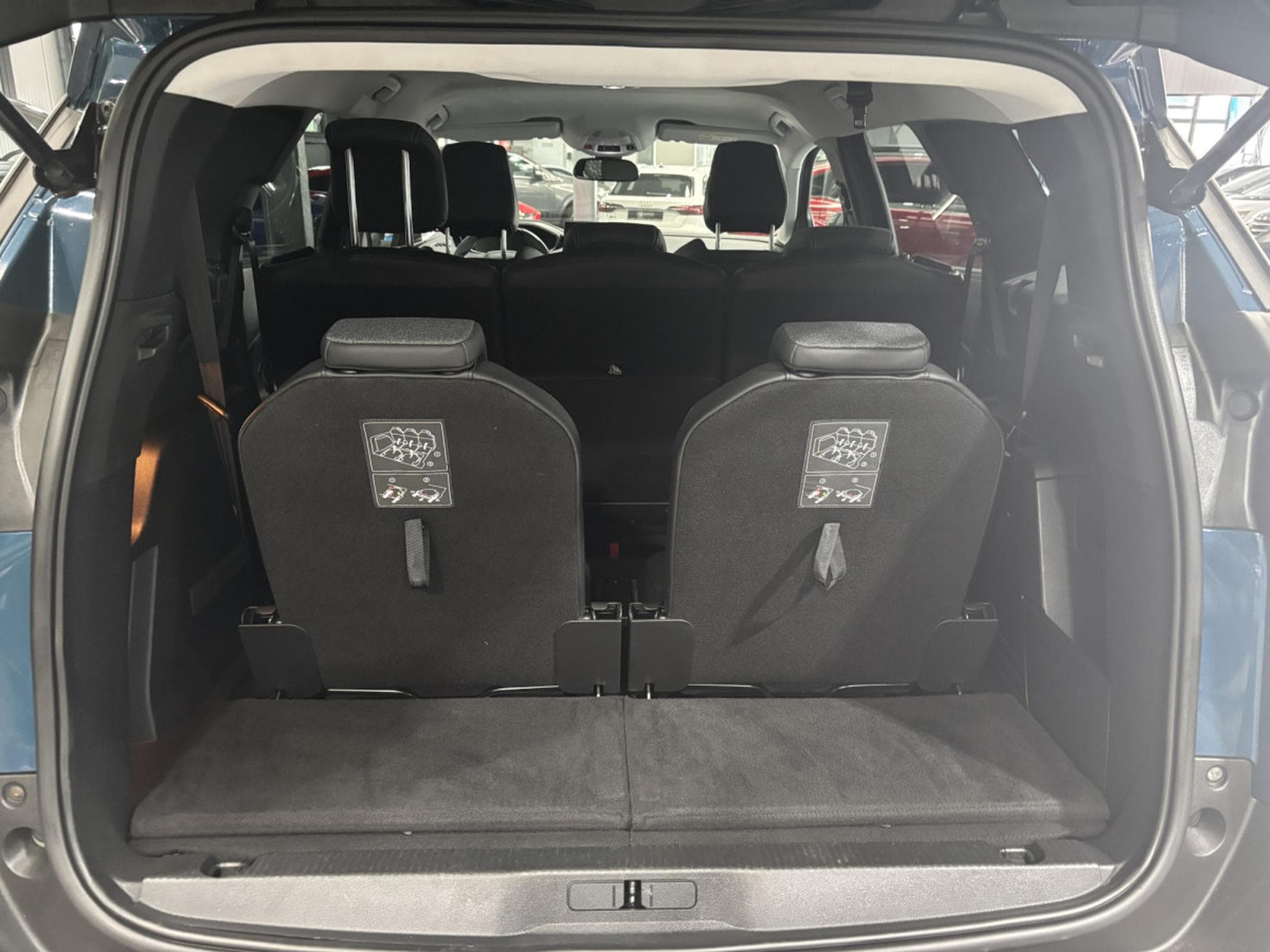 Peugeot 5008 1.5 BlueHDI Allure 7pl (2022) - Photo 14