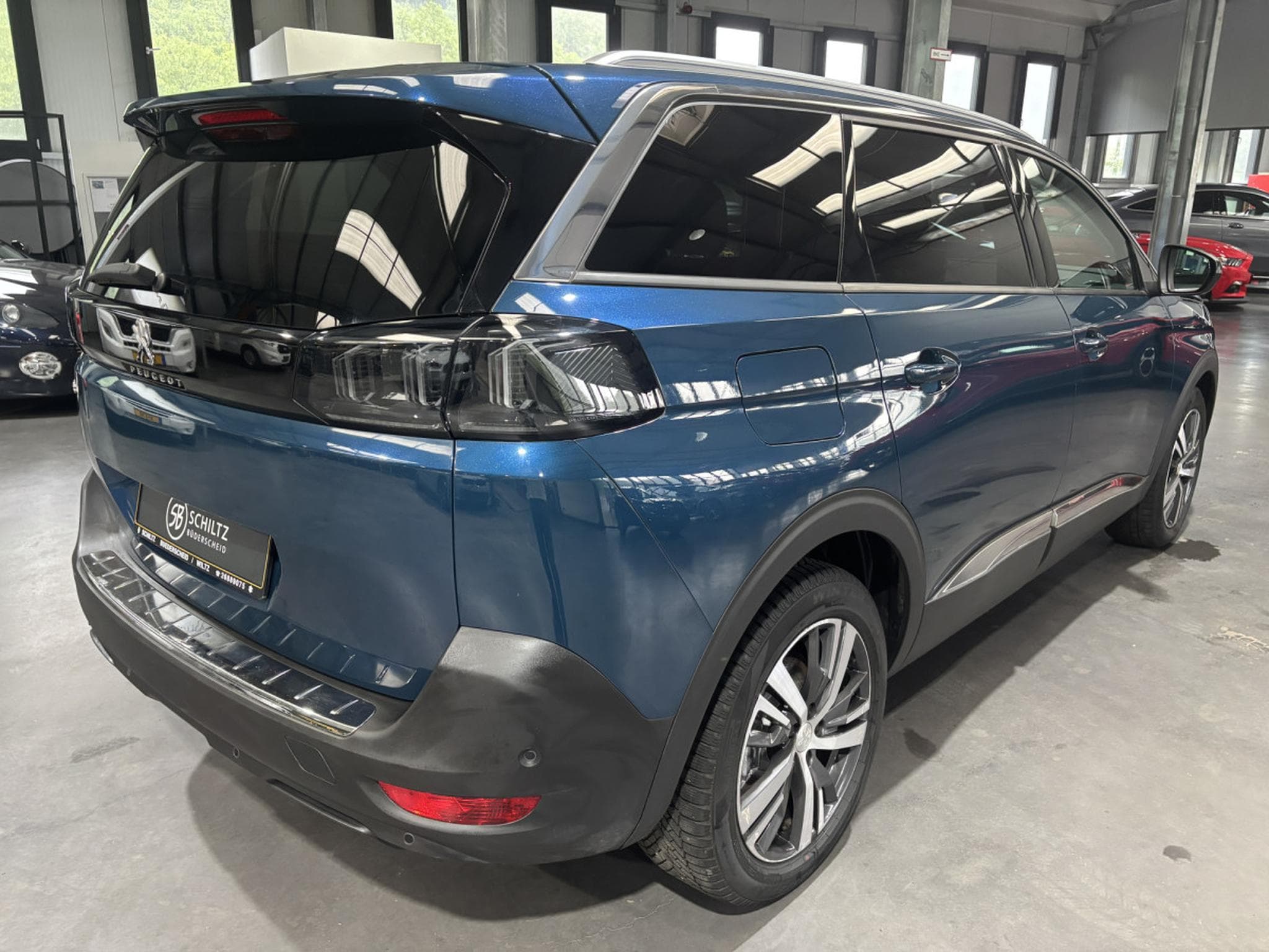Peugeot 5008 1.5 BlueHDI Allure 7pl (2022) - Photo 3