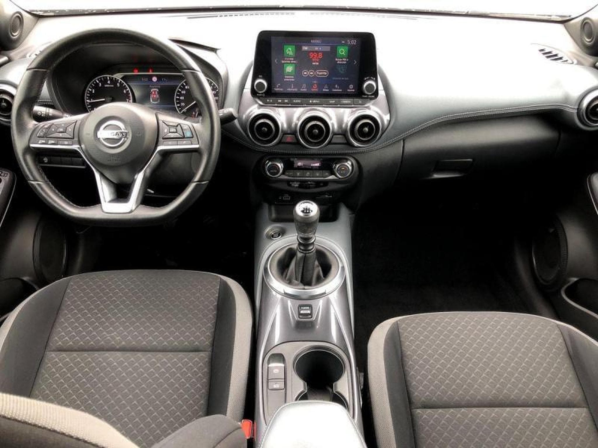 Nissan Juke N-Design (2022) - Photo 8