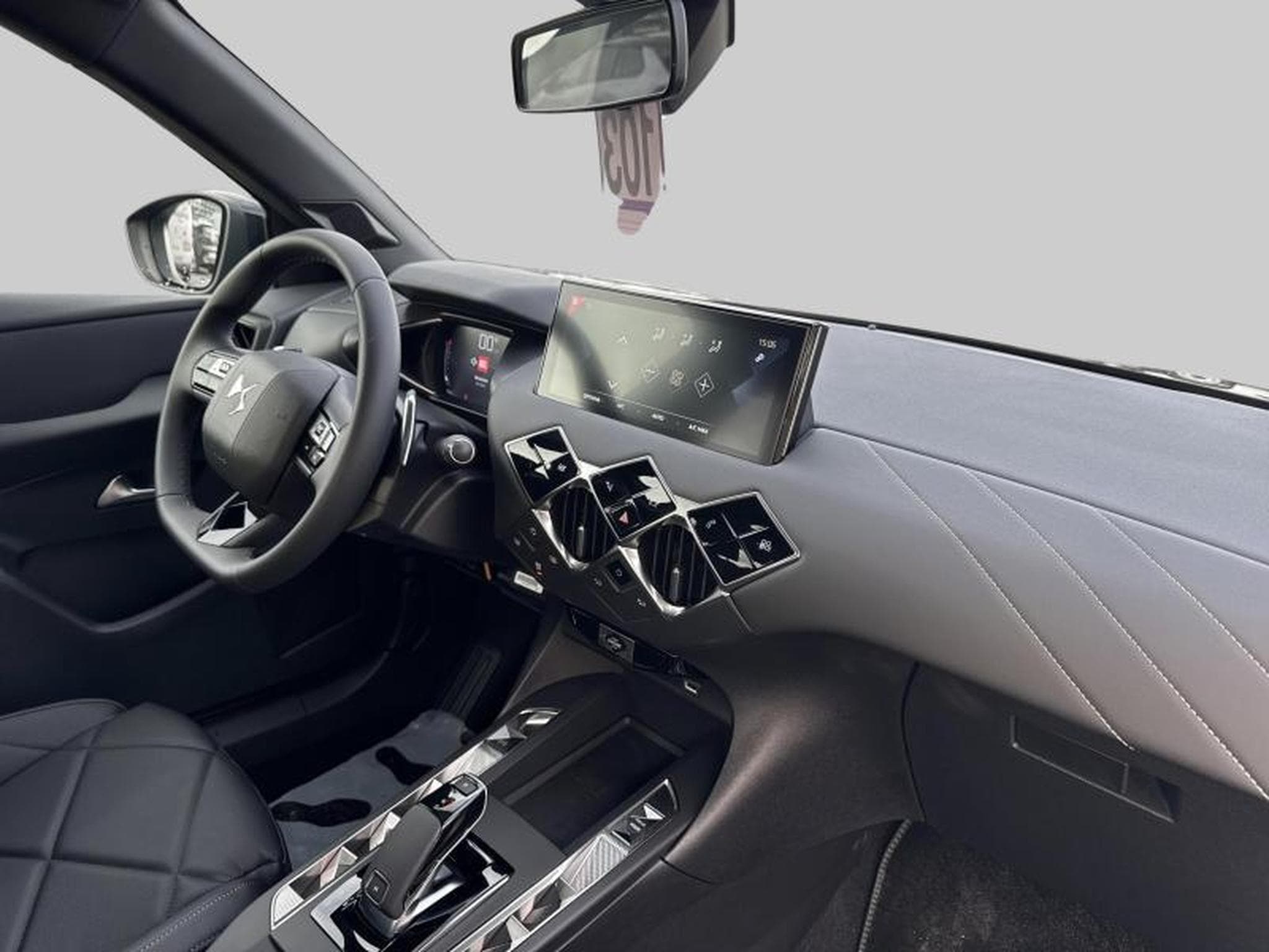 DS Automobiles DS3 Faubourg EAT8 (2022) - Photo 9