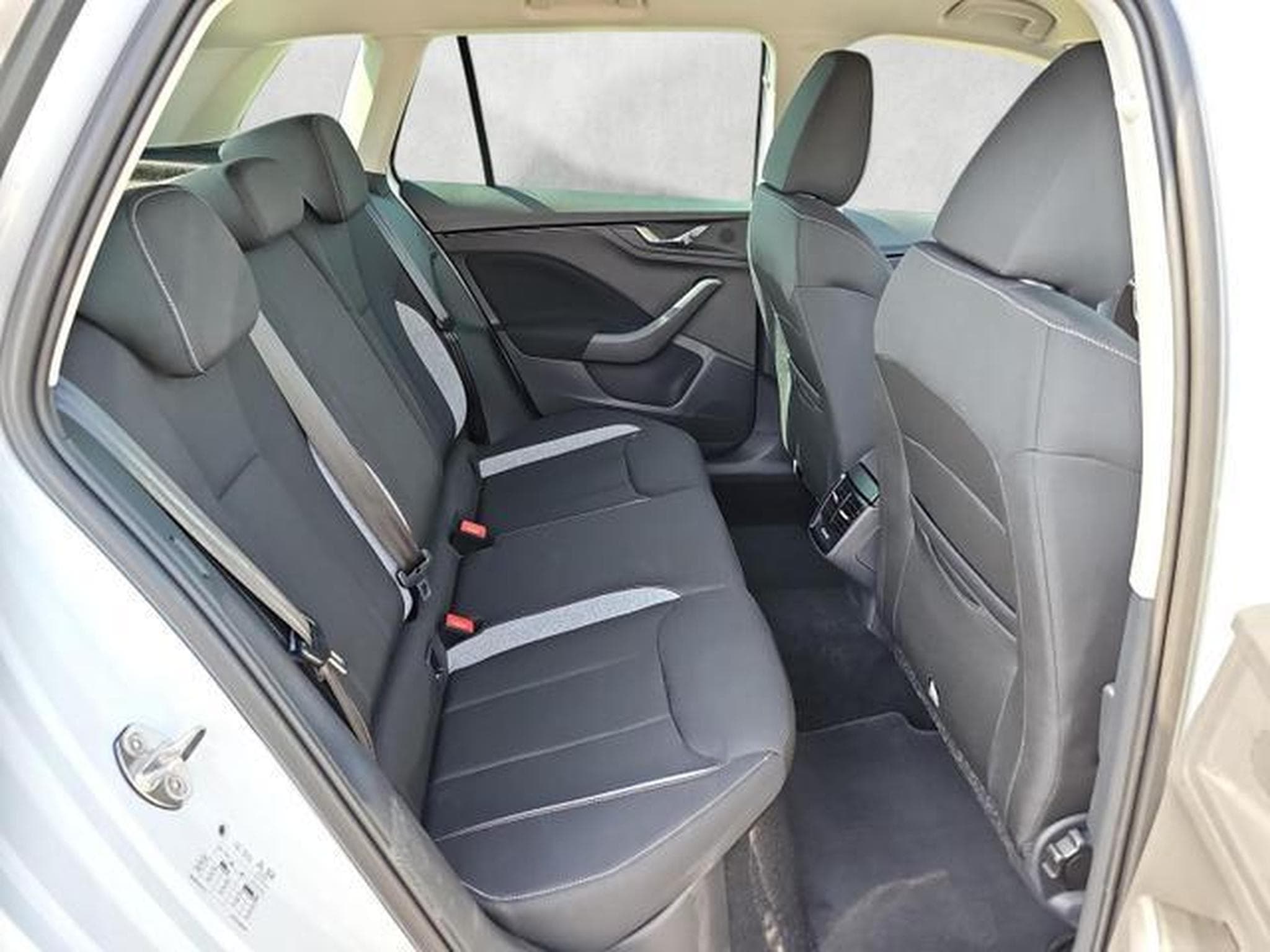 Skoda Kamiq Selection (2026) - Photo 13