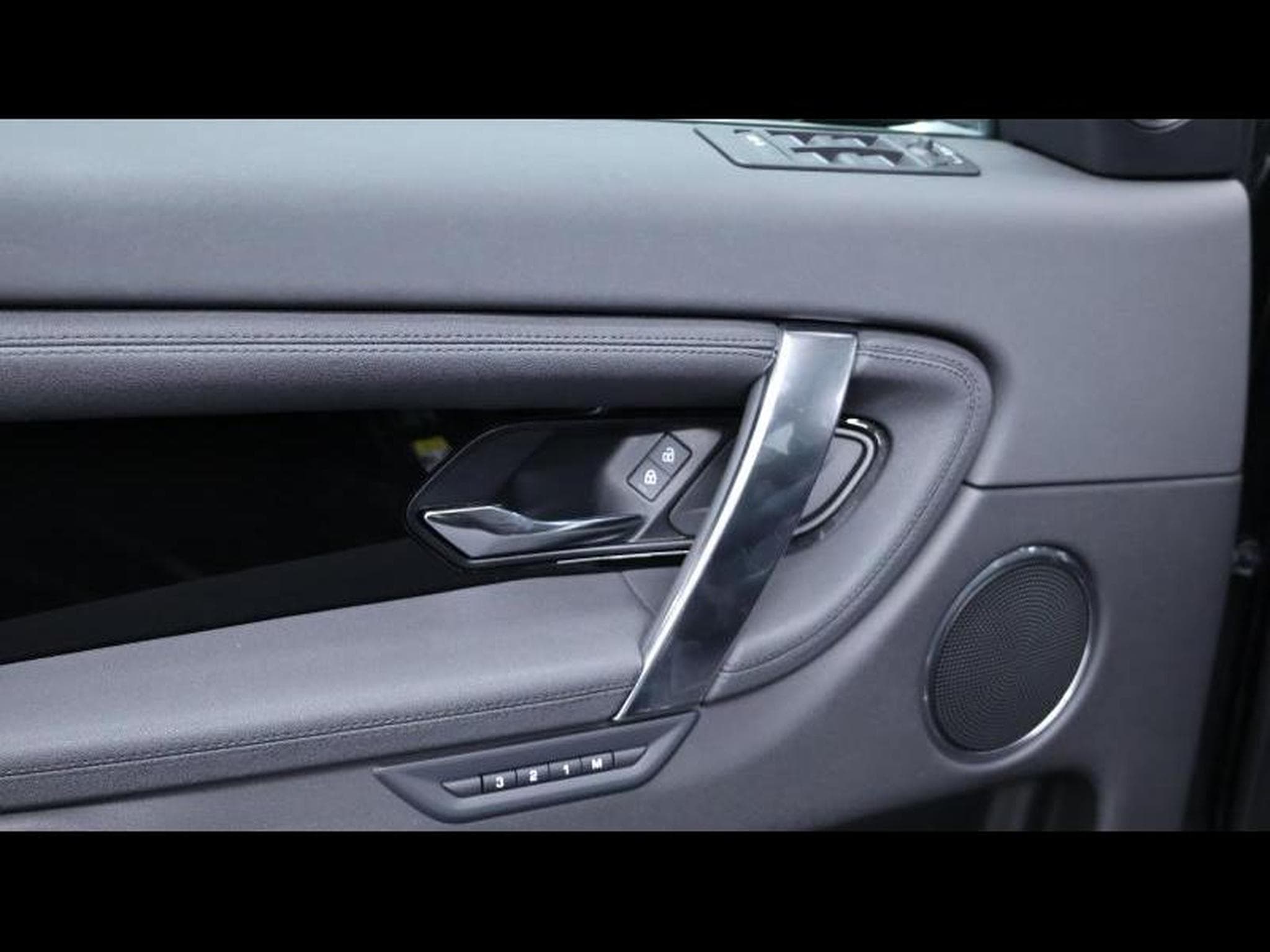 Land-Rover Discovery Sport D165 Dynamic S AWD Auto (2024) - Photo 24