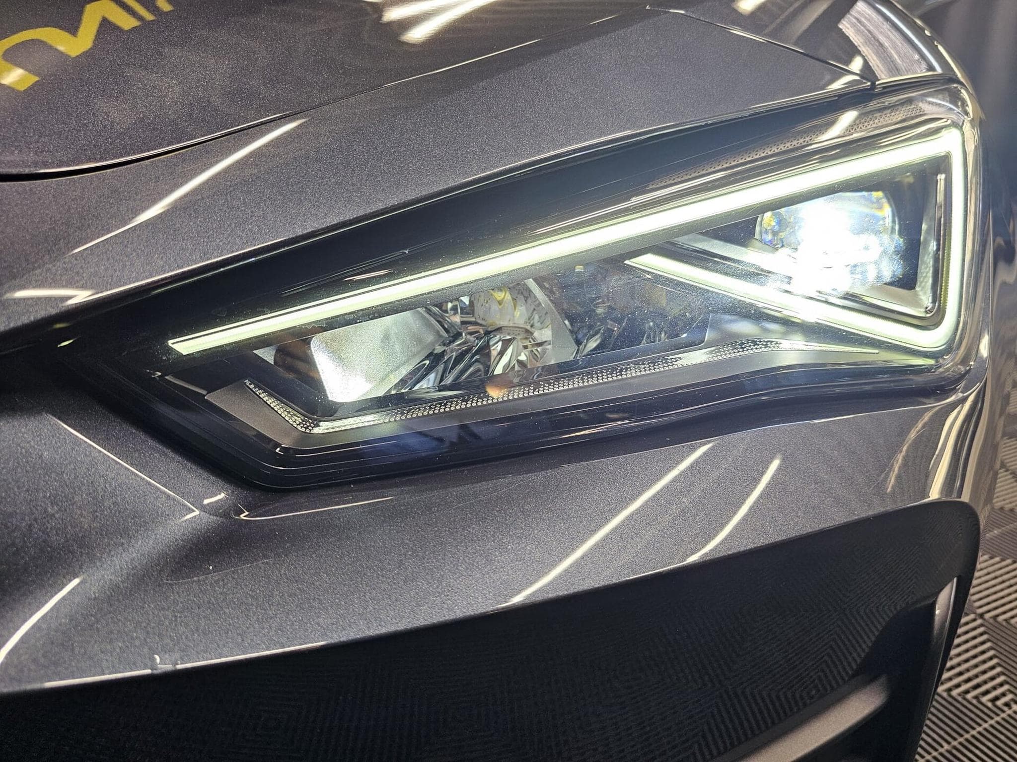 Cupra Leon SP VZ CUP 2.0 TSI 300 CH (2024) - Photo 8