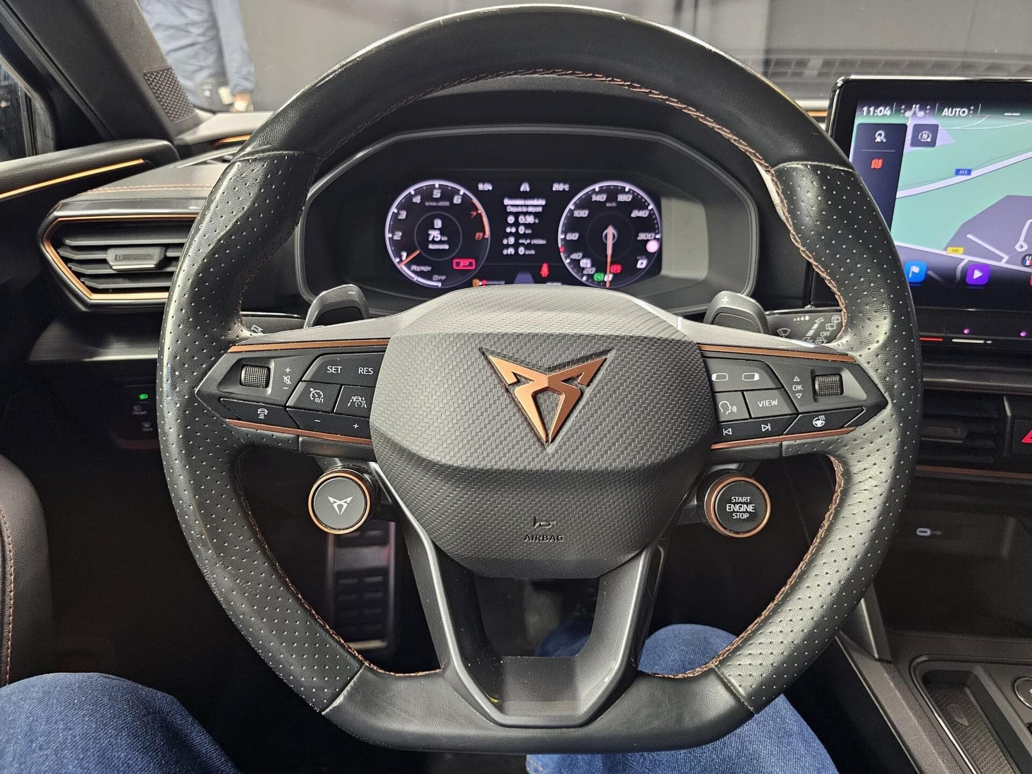 Cupra Leon SP VZ CUP 2.0 TSI 300 CH (2024) - Photo 9