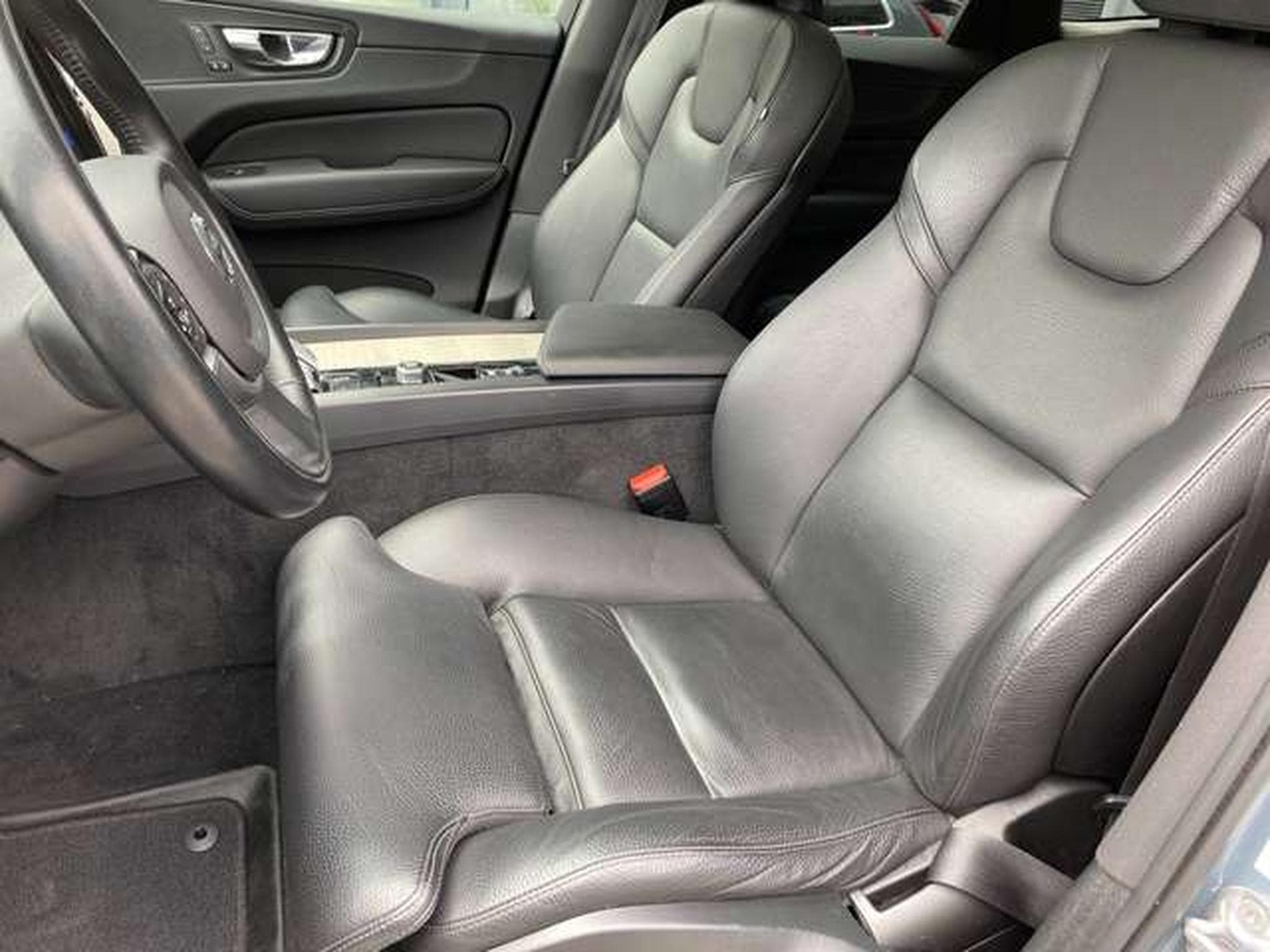 Volvo XC60 XC60 B4 / jusqu'à 48 mois de garantie (2021) - Photo 11
