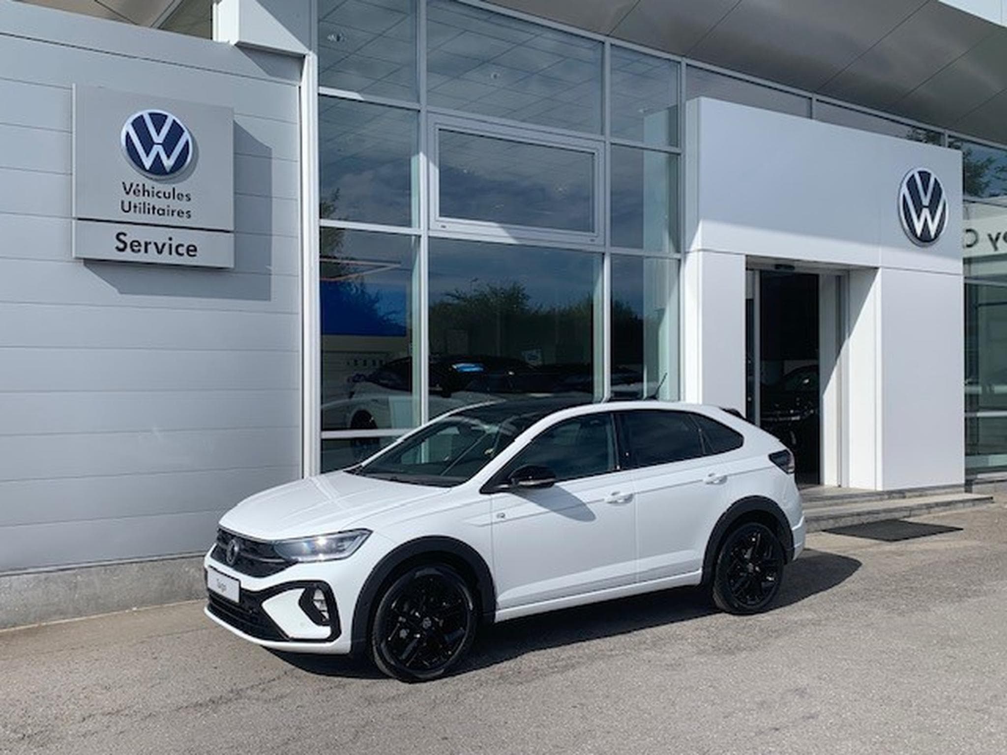 VW Taigo R-LINE BLACK STYLE 1.5TSI 150CV DSG7 (2026) - Photo 1