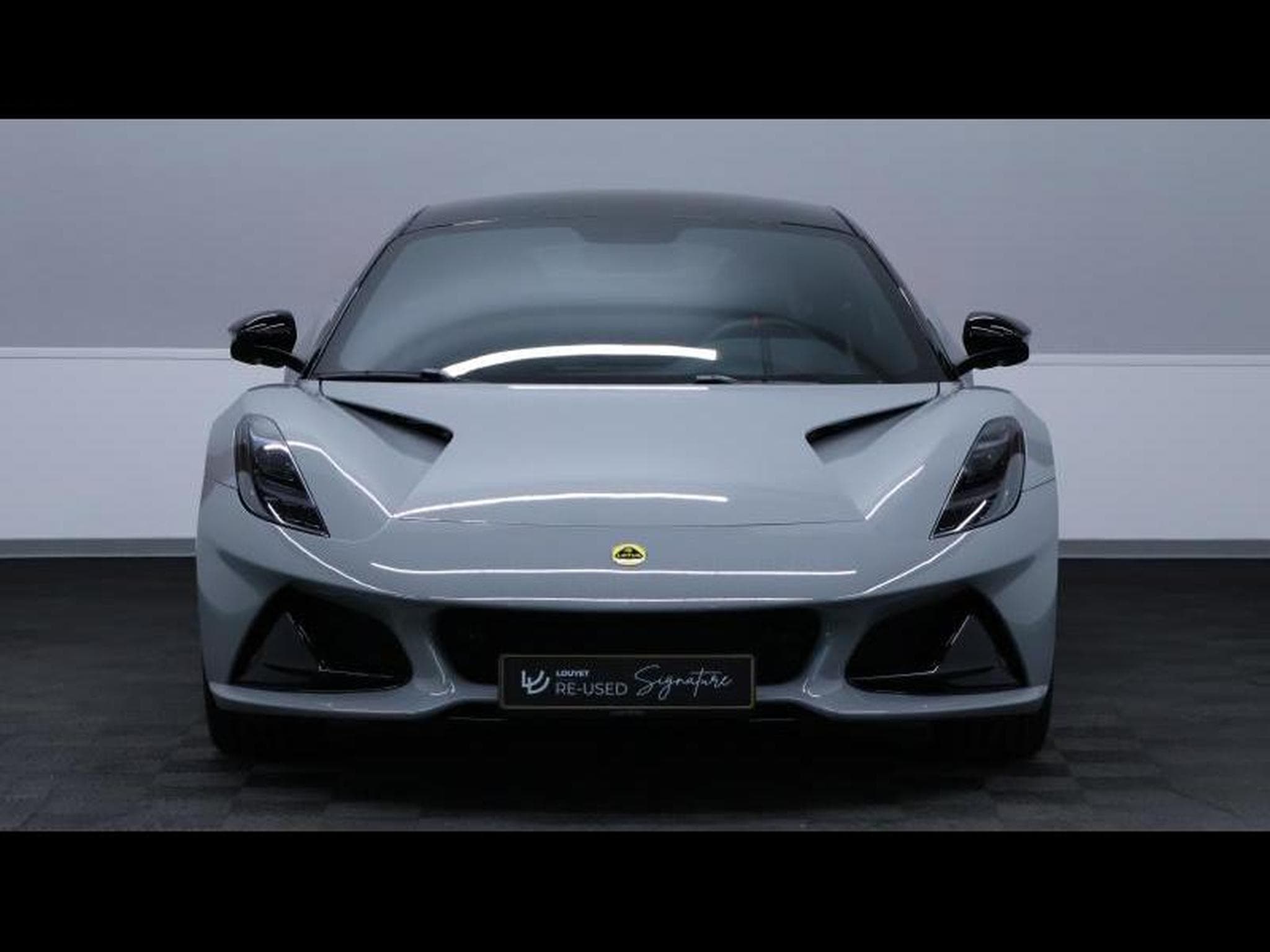 Lotus Emira 2i4 364 First Edition DCT8 (2024) - Photo 2