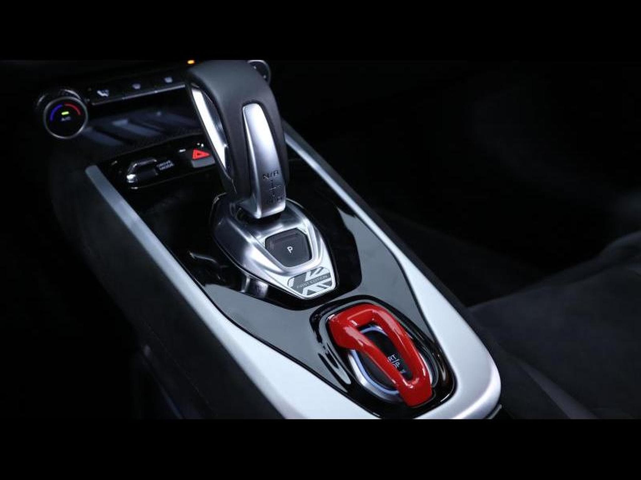 Lotus Emira 2i4 364 First Edition DCT8 (2024) - Photo 22