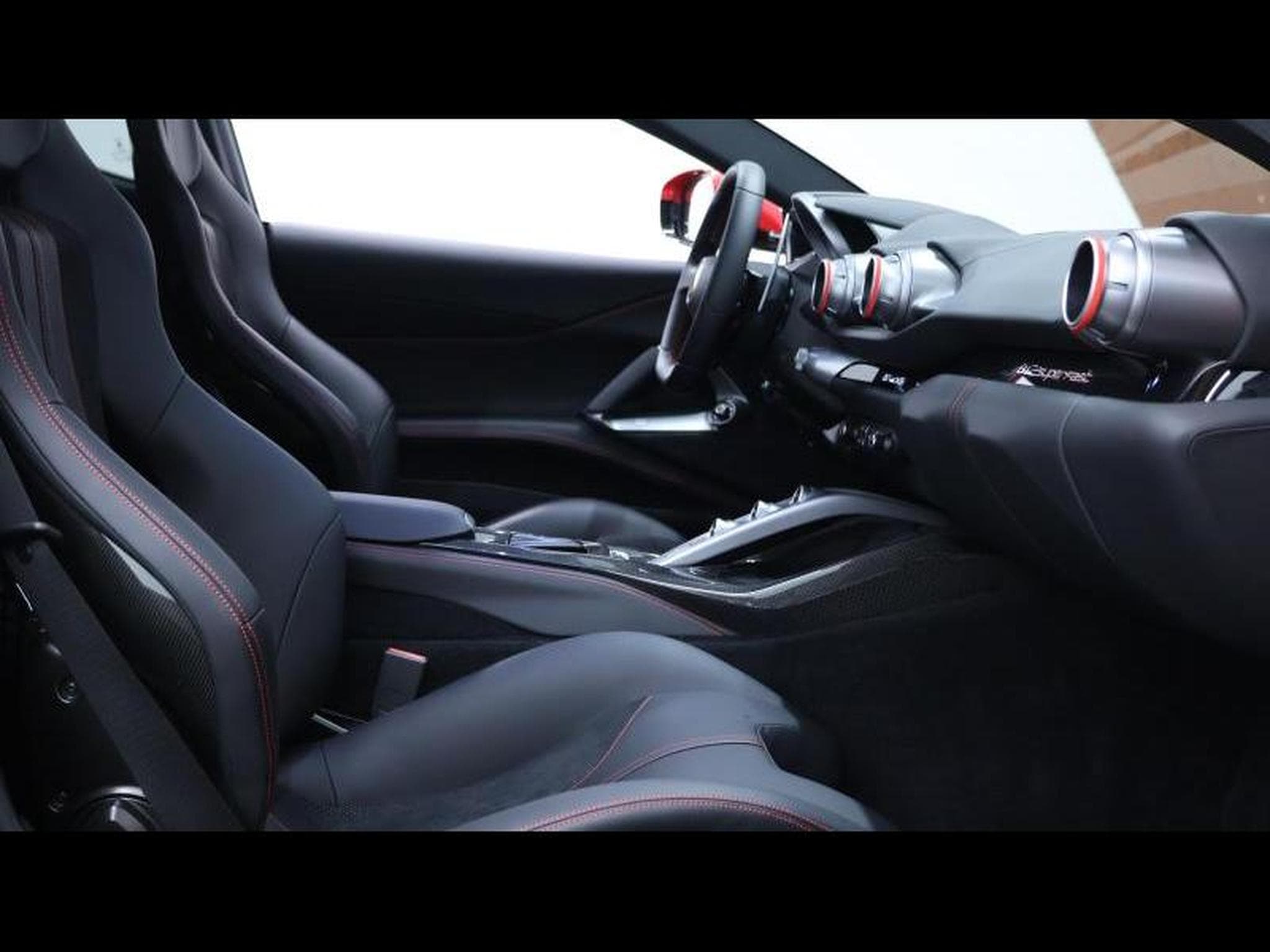 Ferrari 812 Superfast   Rosso 70th anniversary (2019) - Photo 20