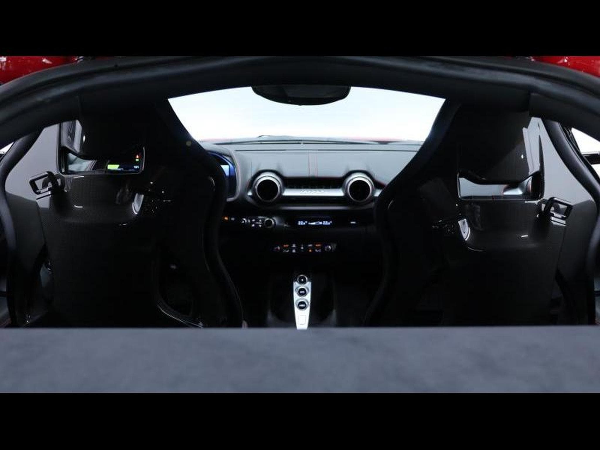Ferrari 812 Superfast   Rosso 70th anniversary (2019) - Photo 31
