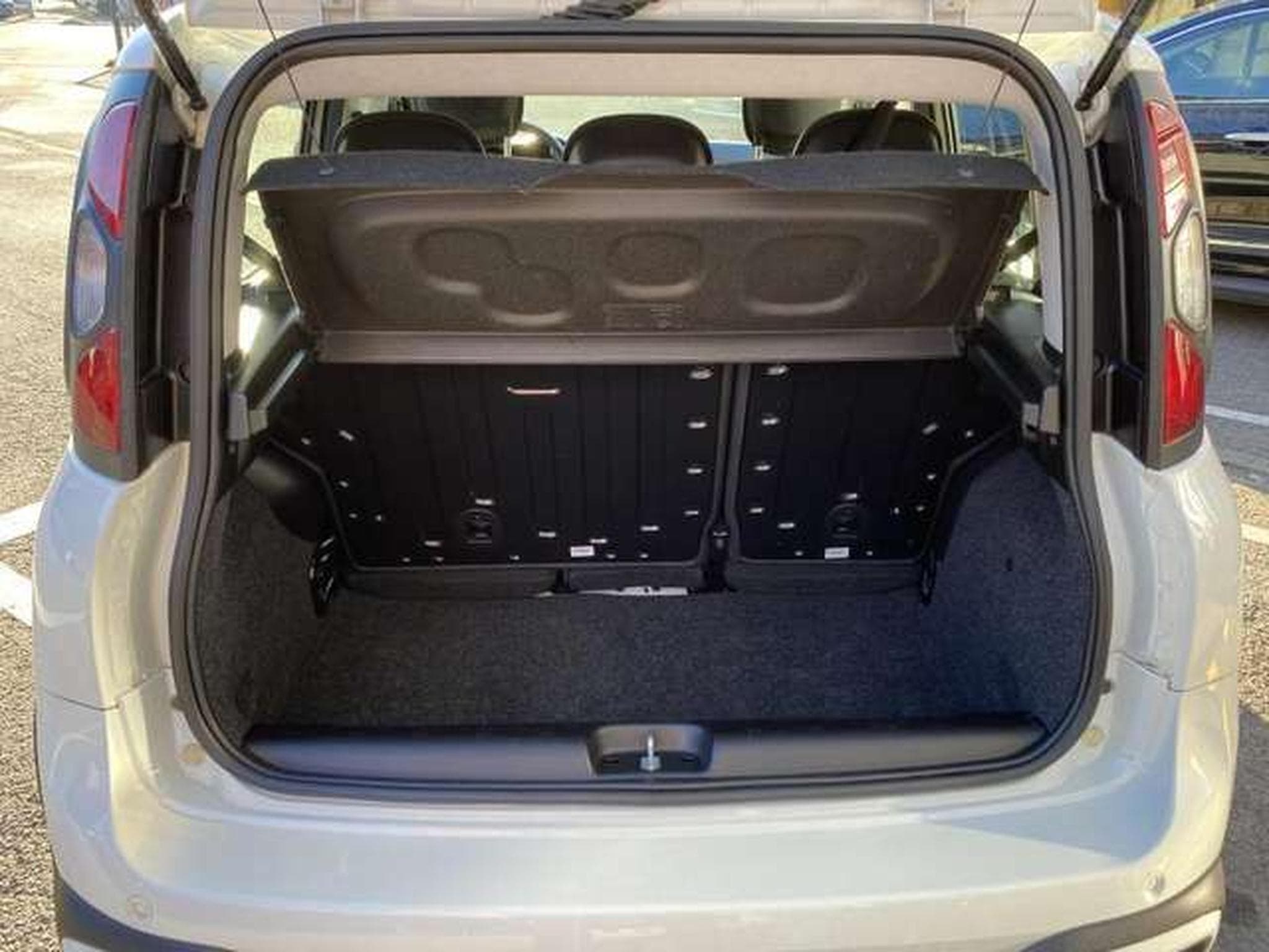Fiat Panda 1.0 Cross RED - JUSQU'A 36 MOIS DE GARANTIE (2022) - Photo 15