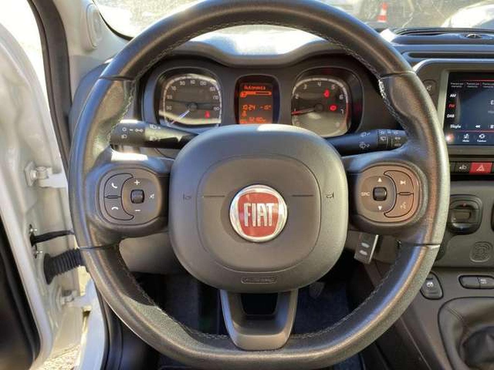 Fiat Panda 1.0 Cross RED - JUSQU'A 36 MOIS DE GARANTIE (2022) - Photo 9