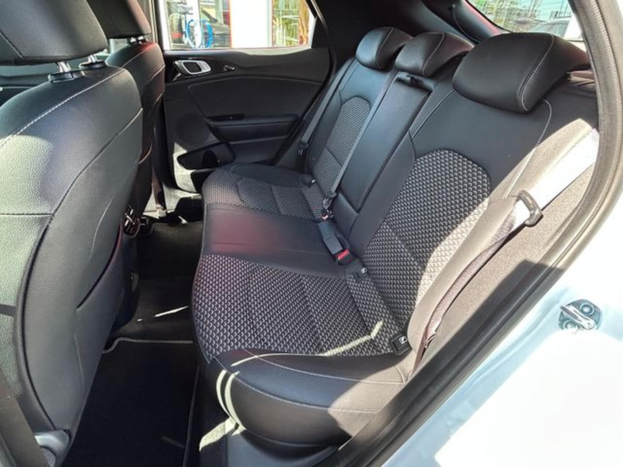 Kia XCeed XCeed 1,5T DCT Vision Komfort Navi LED Kamera (2025) - Photo 11