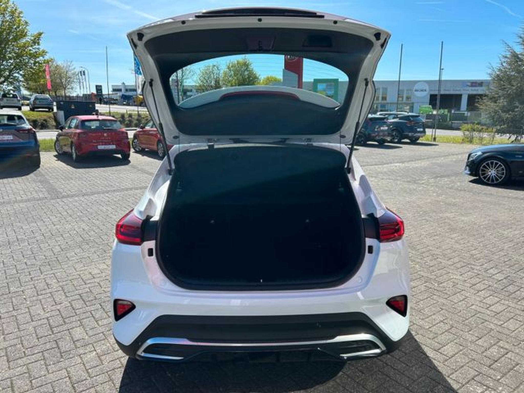 Kia XCeed XCeed 1,5T DCT Vision Komfort Navi LED Kamera (2025) - Photo 7